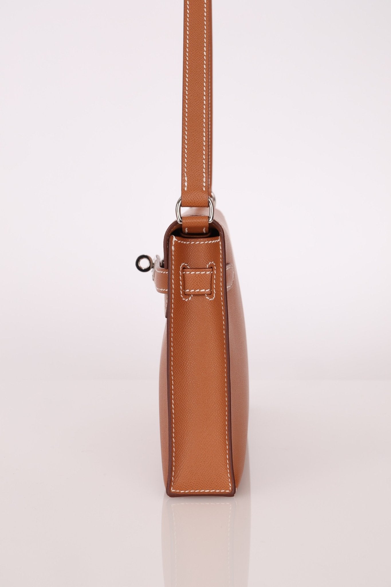 Hermès 2024 Gold Veau Madame Kelly Elan PHW - FashioNica