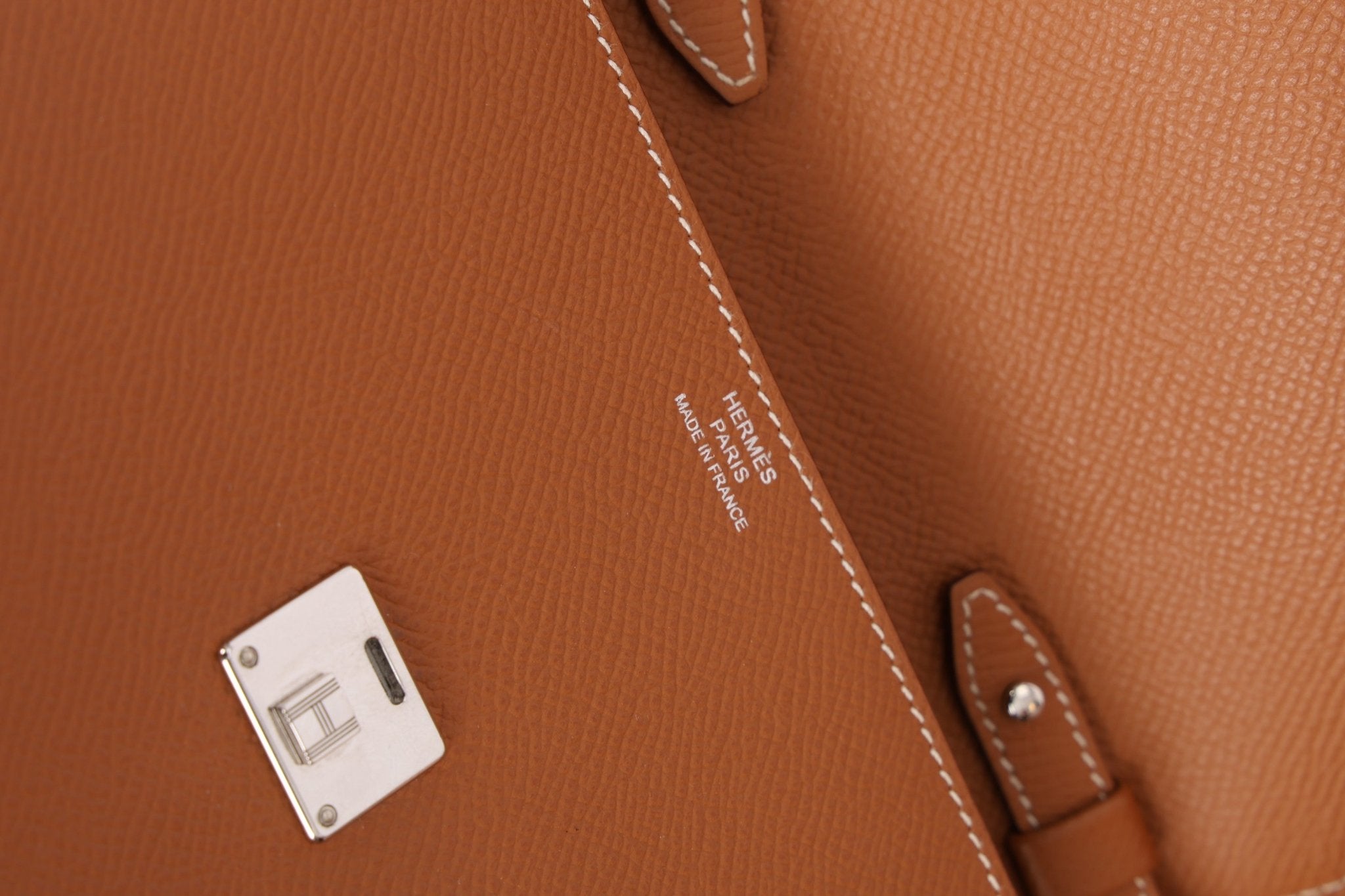 Hermès Clic Wallet on Strap - FashioNica