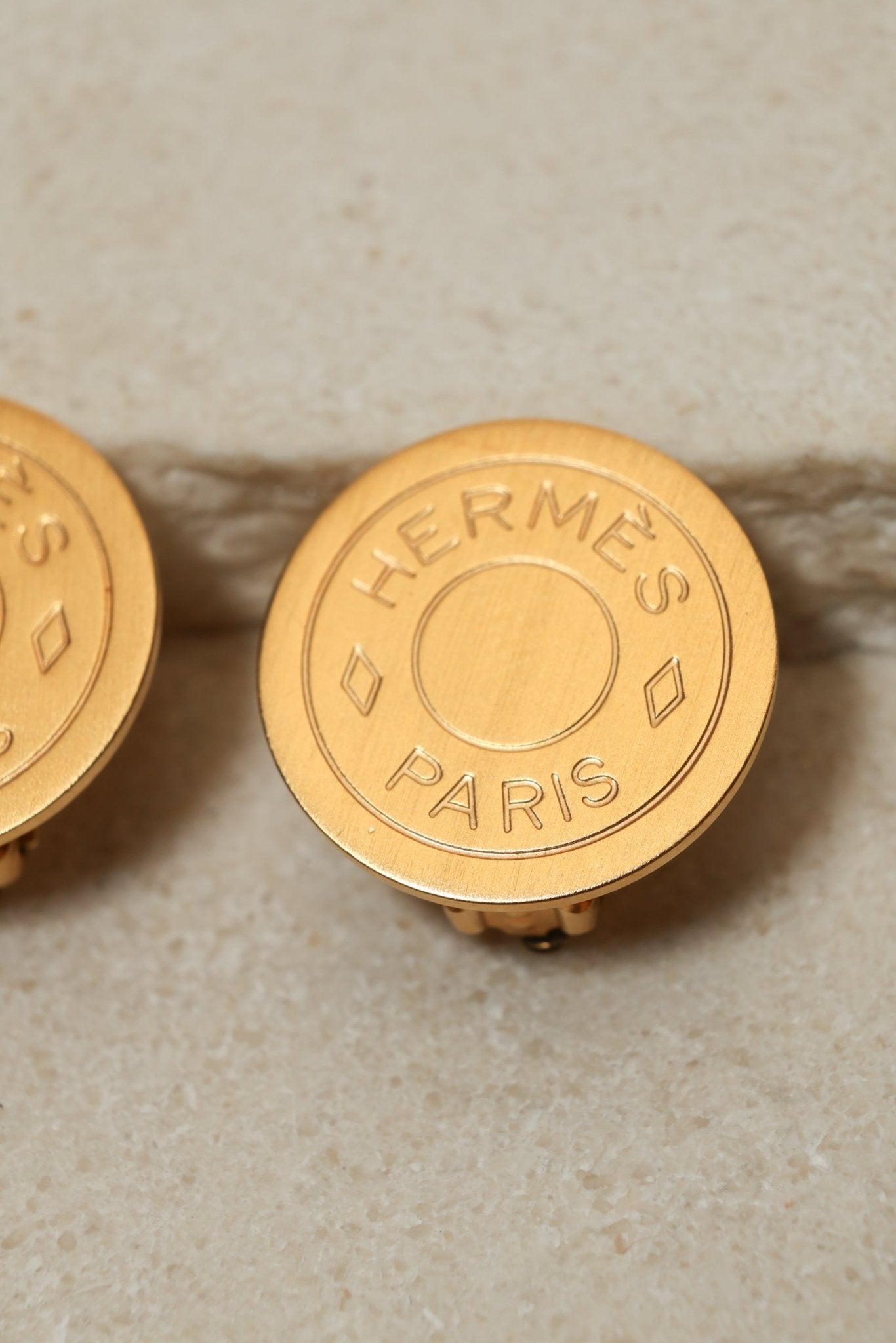 Hermès Clou de Selle Clip - On Earrings 18K GP - FashioNica