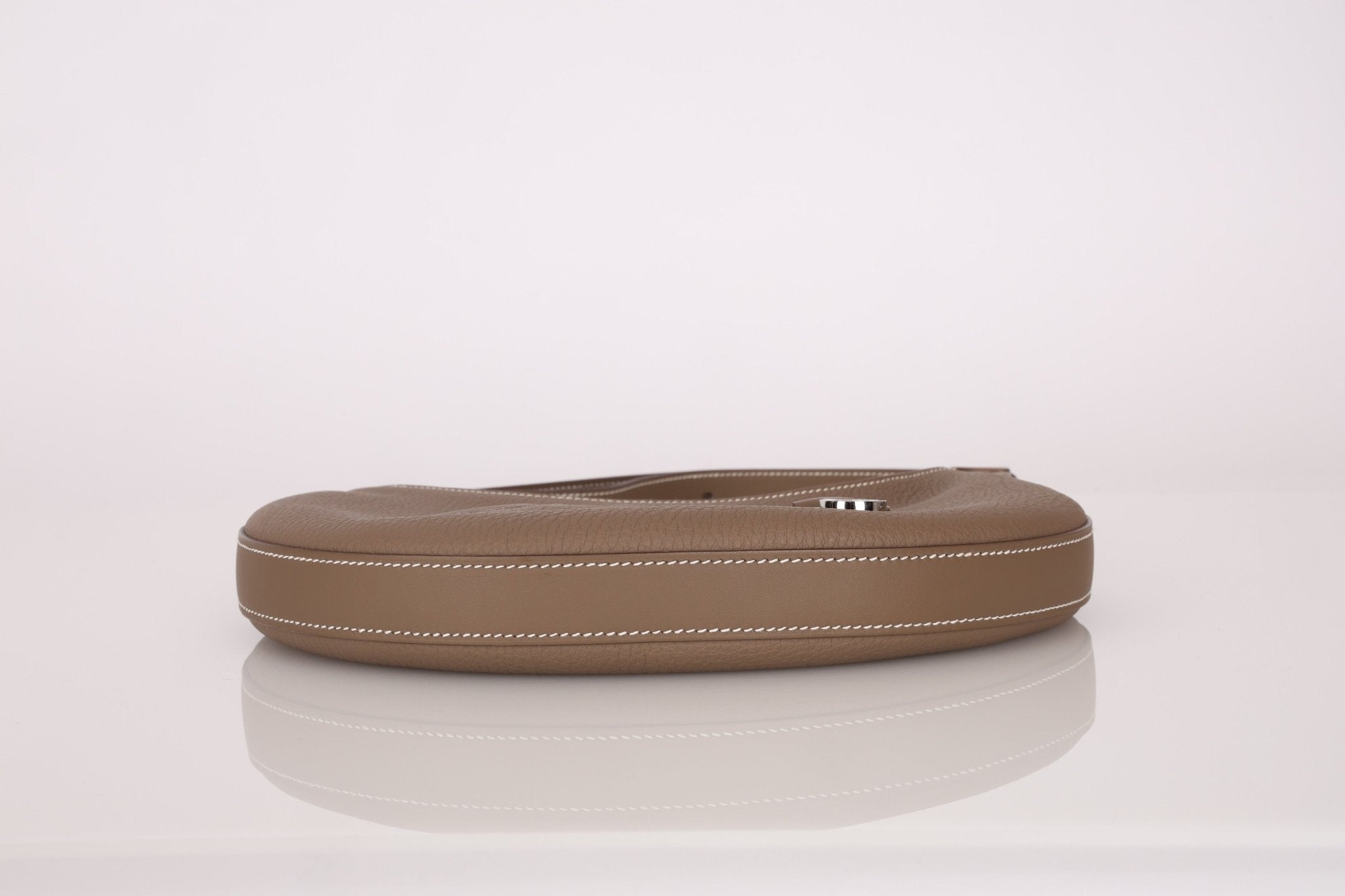 Hermès Etoupe Togo P’tit Arçon PHW - FashioNica