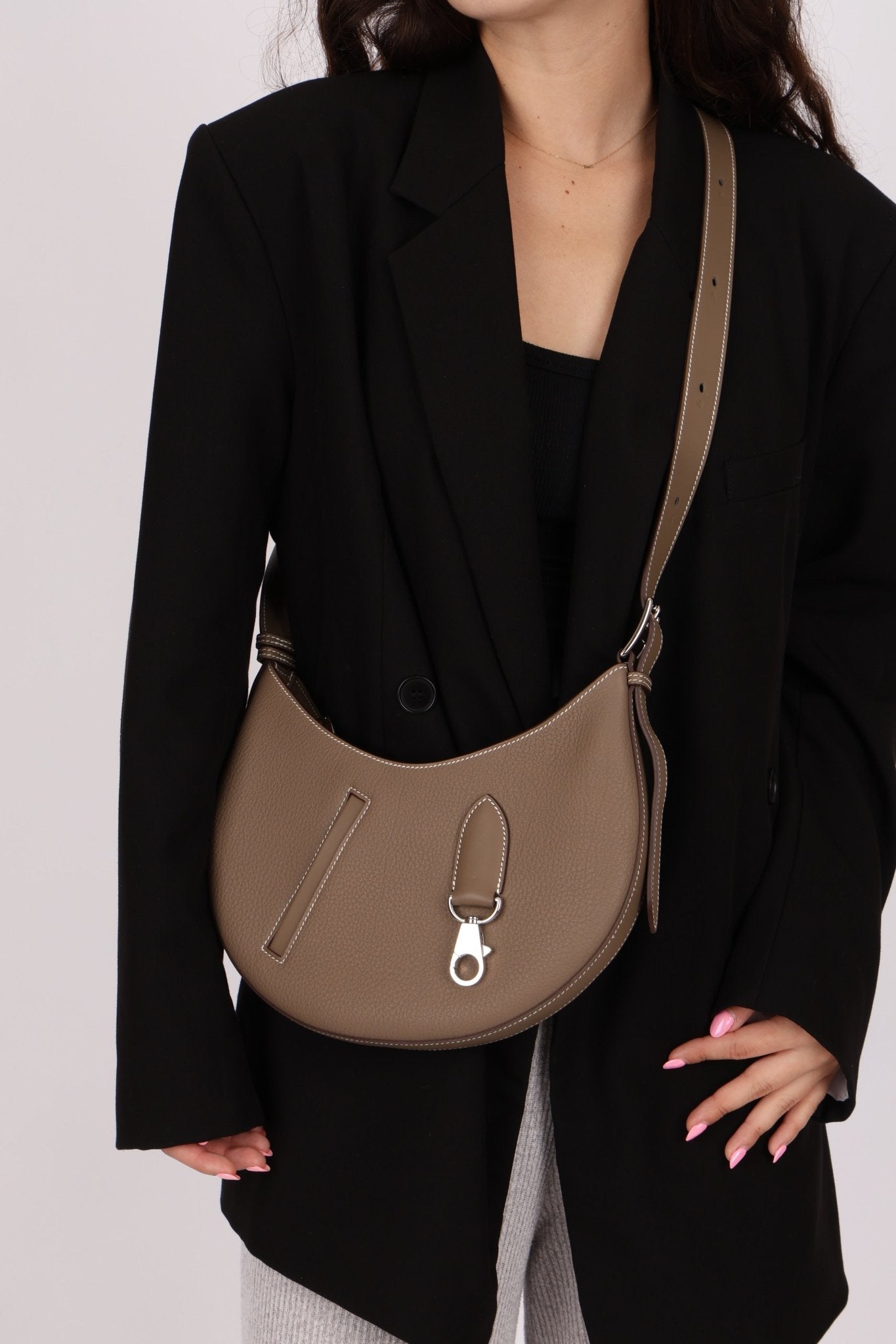 Hermès Etoupe Togo P’tit Arçon PHW - FashioNica