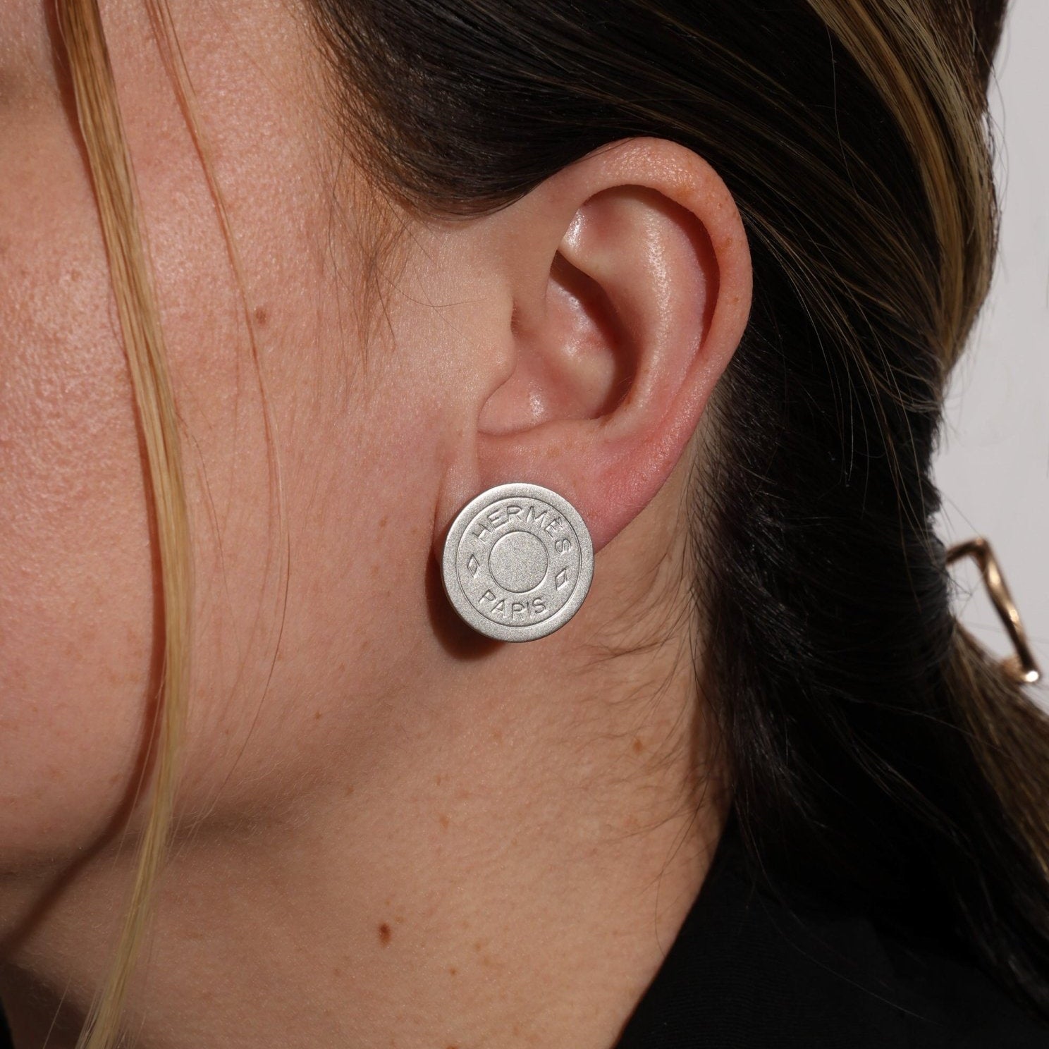 Hermès Silver Matte Clou de Selle Clip - On Earrings - FashioNica
