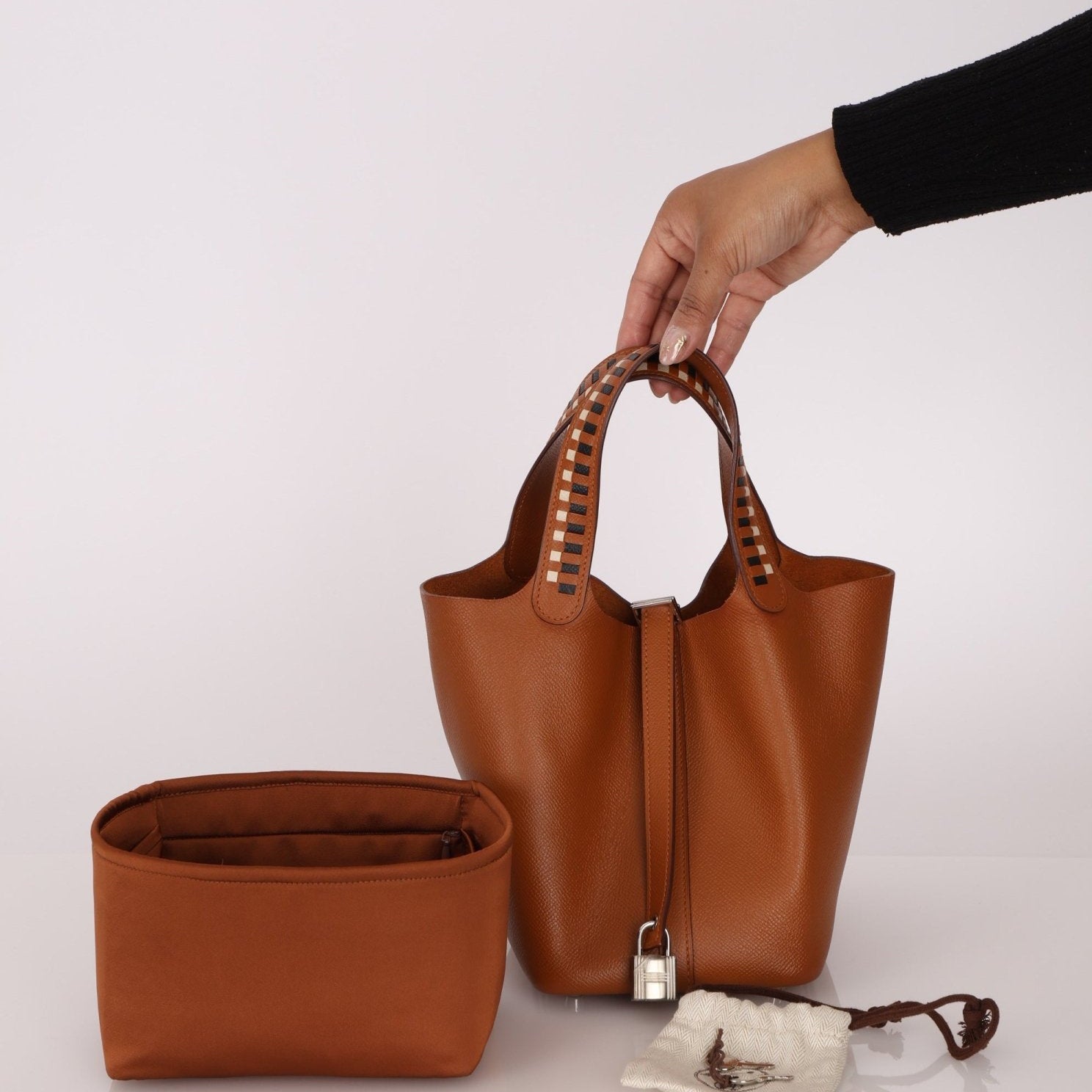 Limited Edition 2018 Hermès Tressage de Cuir Picotin 18 PHW - FashioNica