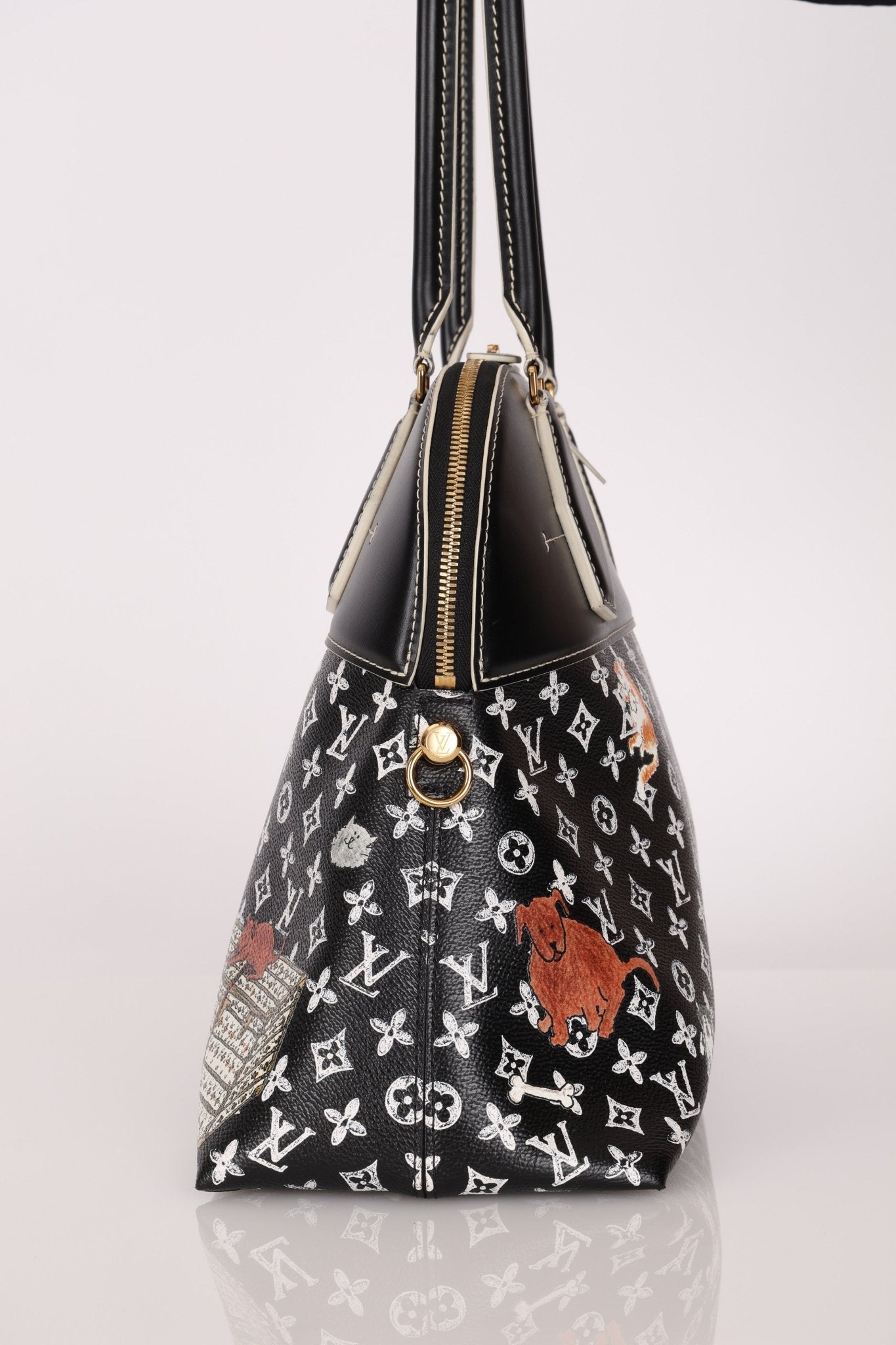 Limited Edition 2018 Louis Vuitton x Grace Coddington Catogram Alma MM - FashioNica