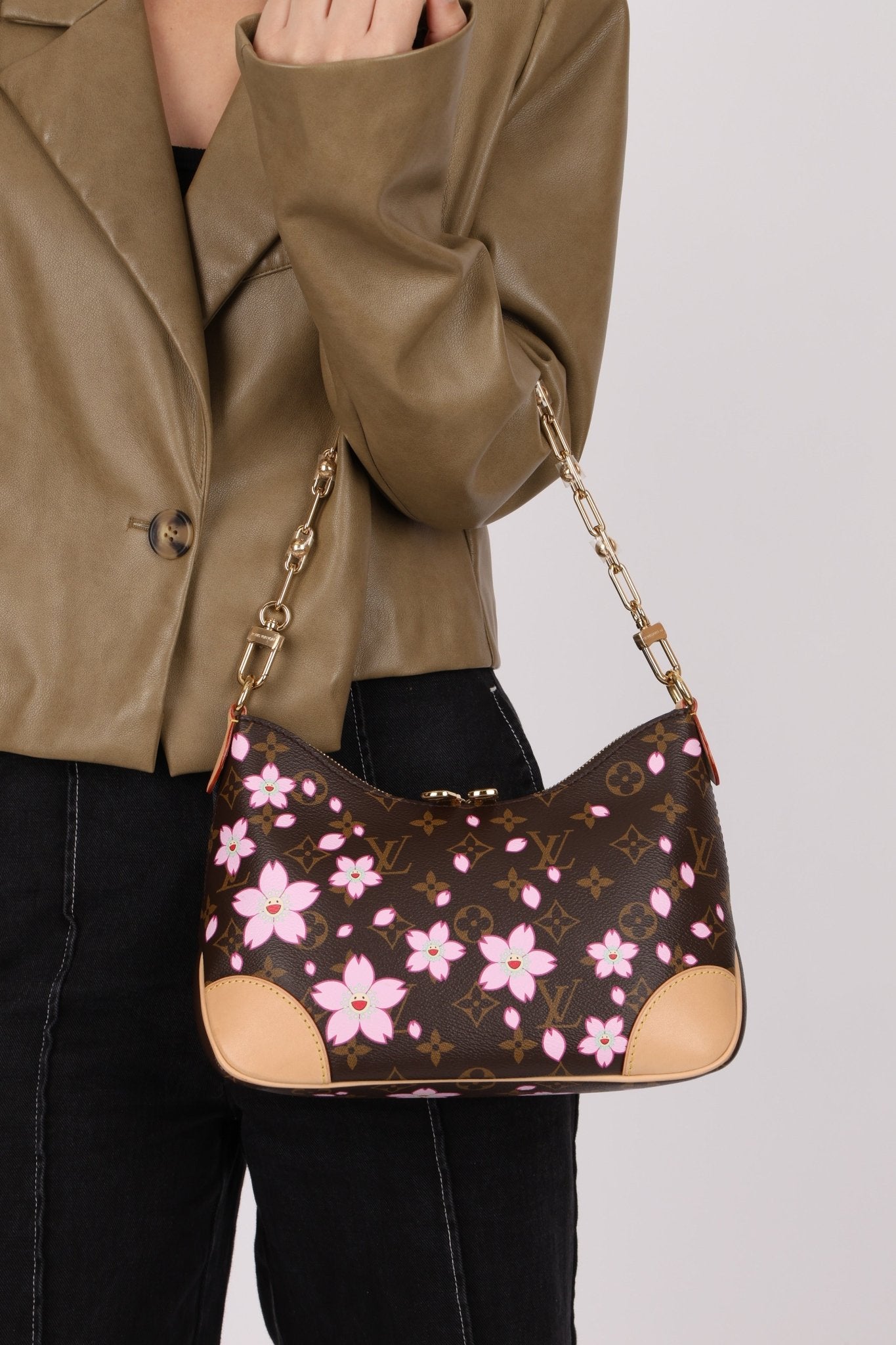 Limited Edition 2025 Louis Vuitton x Takashi Murakami Cherry Blossom Boulogne PM - FashioNica