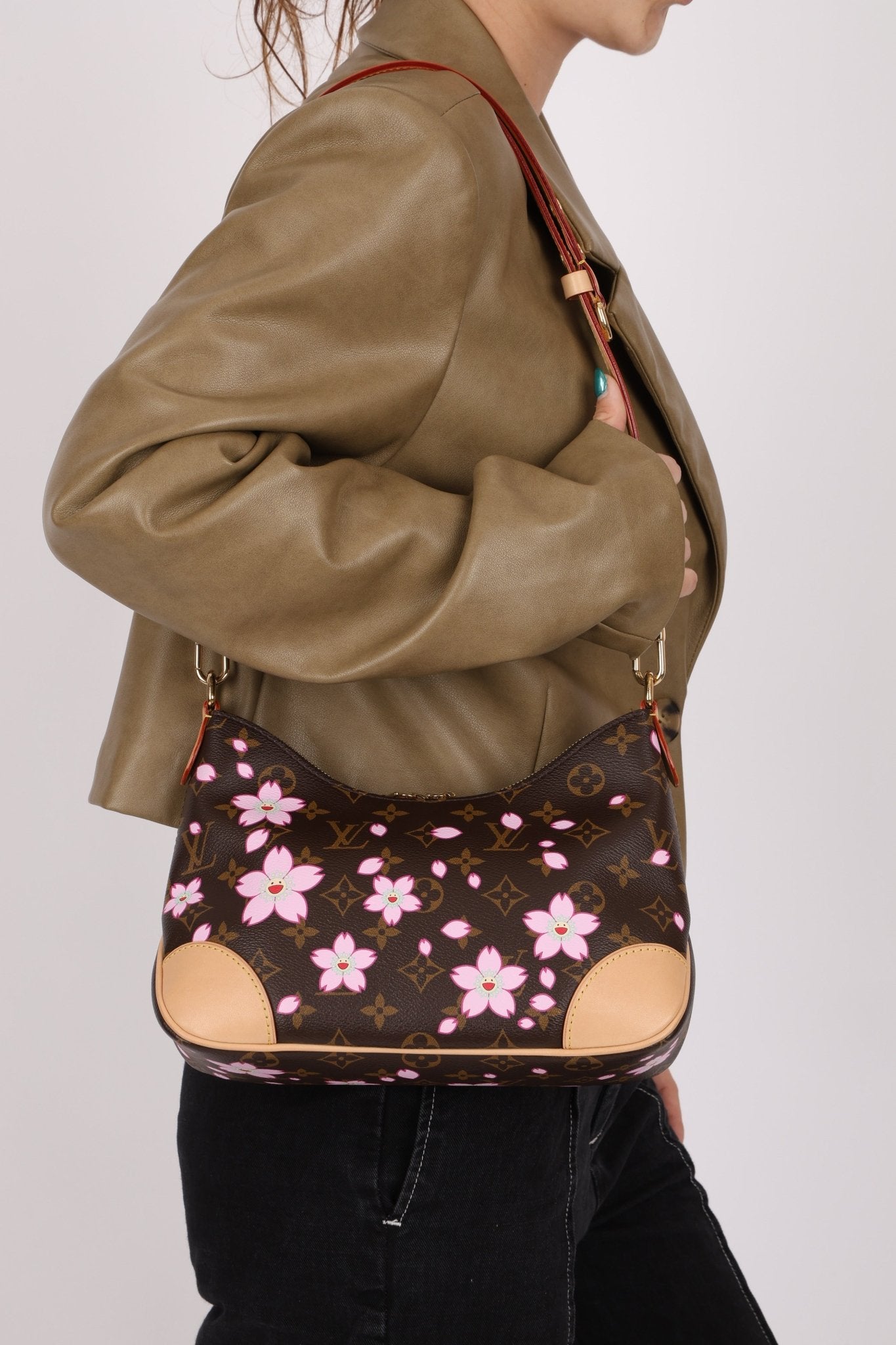 Limited Edition 2025 Louis Vuitton x Takashi Murakami Cherry Blossom Boulogne PM - FashioNica