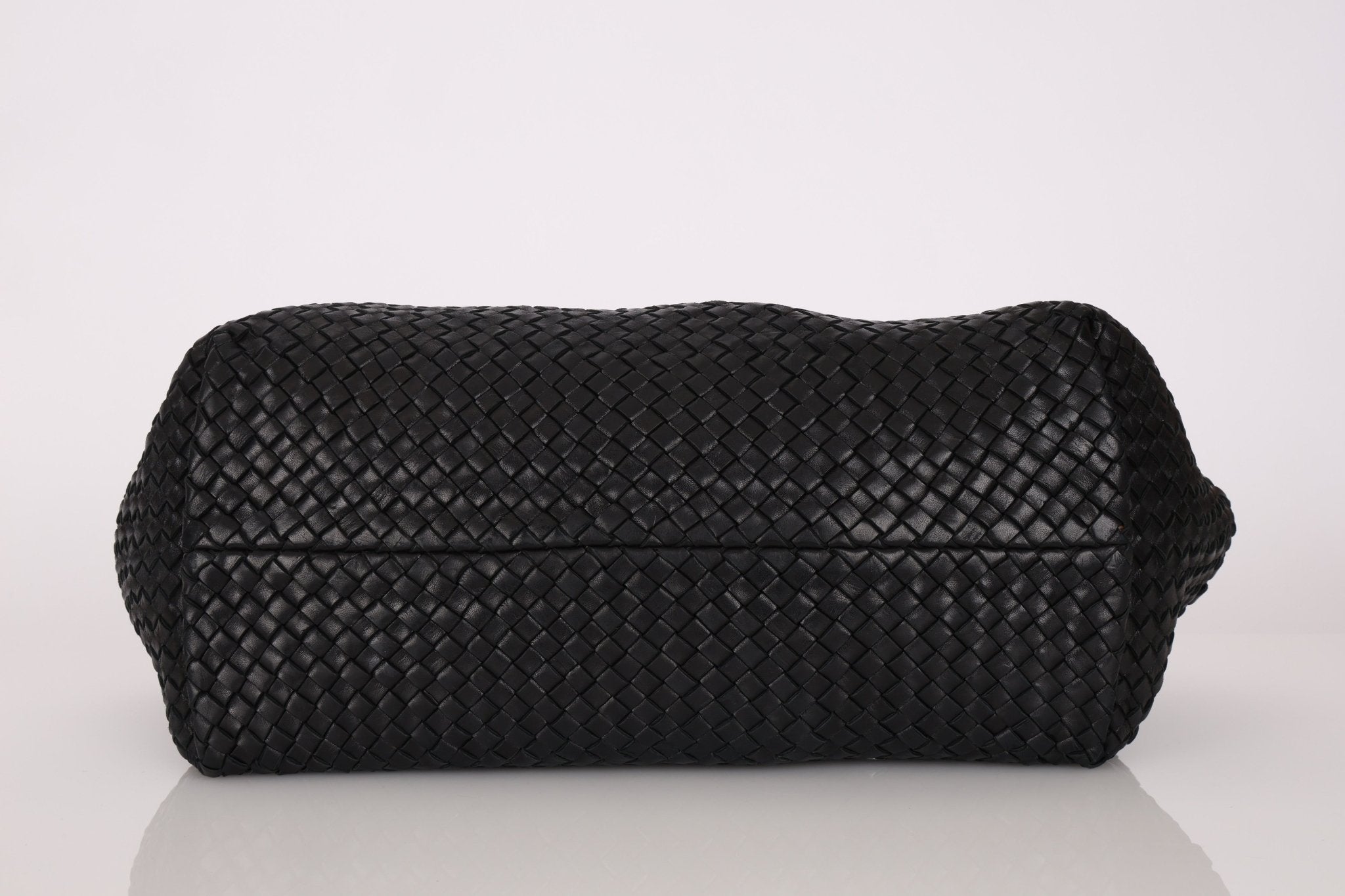 Limited Edition Bottega Veneta Black Intrecciato Large Cabat with Pouch - FashioNica