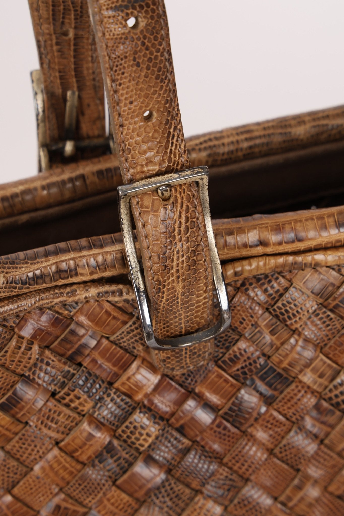 Limited Edition Bottega Veneta x Bergdorf Goodman 2003 Karang Intrecciato Milo Tote - FashioNica