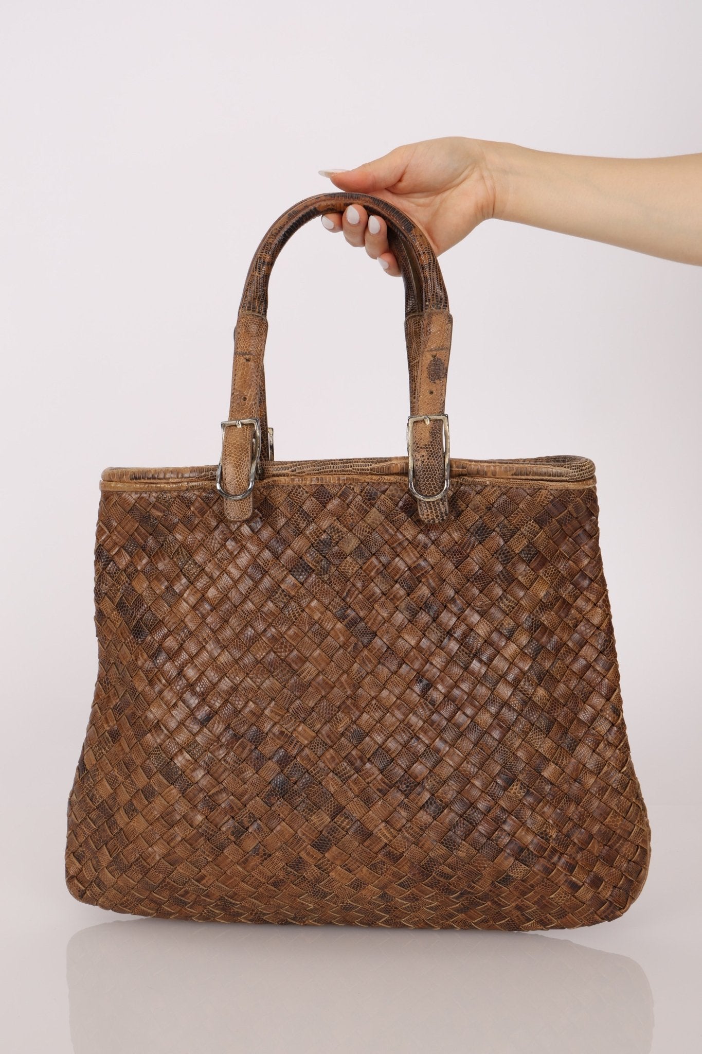 Limited Edition Bottega Veneta x Bergdorf Goodman 2003 Karang Intrecciato Milo Tote - FashioNica