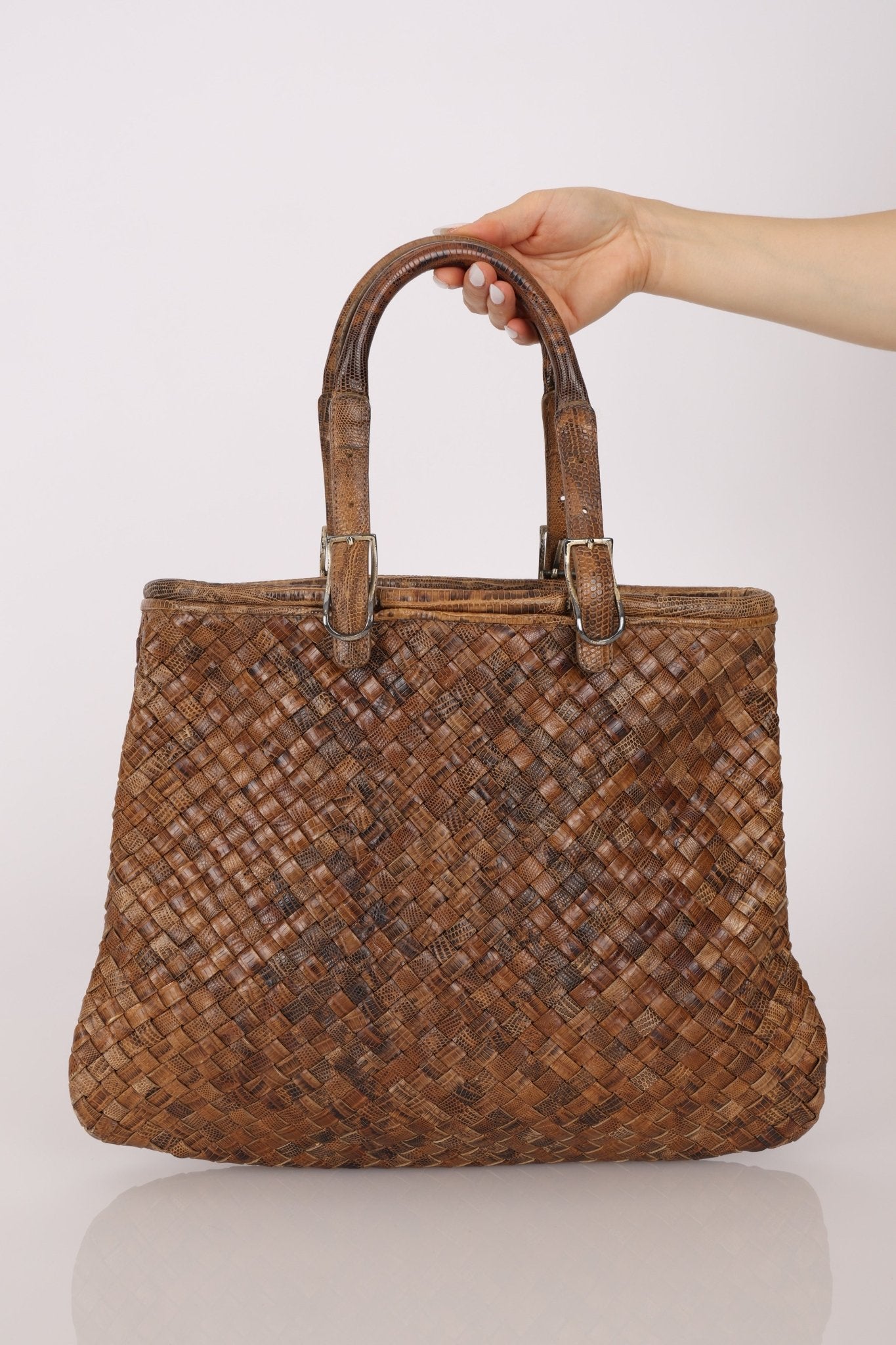 Limited Edition Bottega Veneta x Bergdorf Goodman 2003 Karang Intrecciato Milo Tote - FashioNica