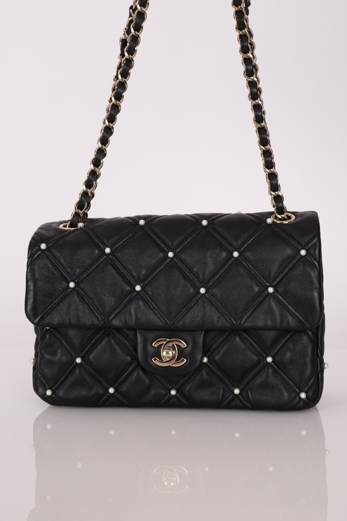 Limited Edition Chanel 2019 Medium Lambskin Pearl Quilted Flap Bag - FashioNica