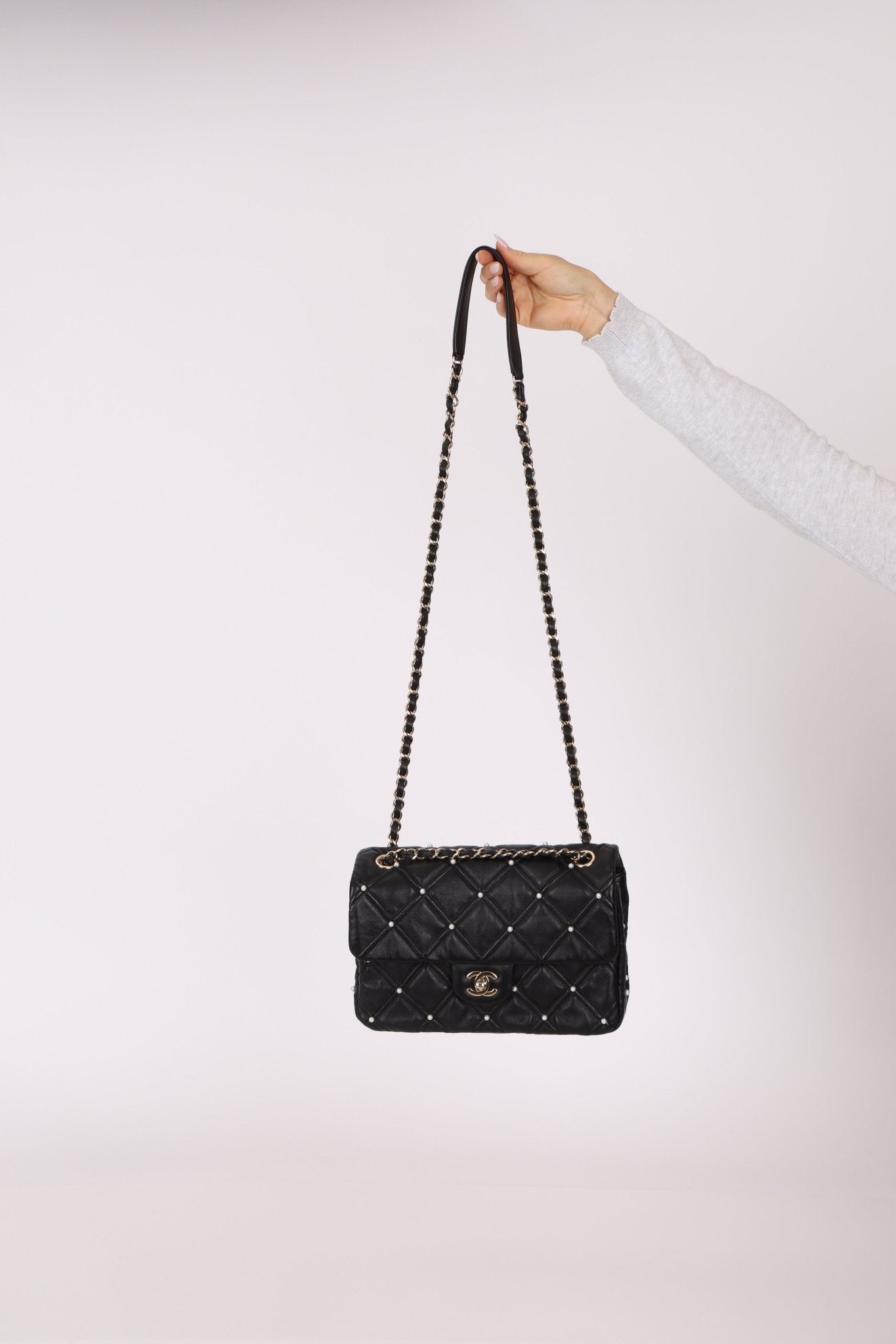 Limited Edition Chanel 2019 Medium Lambskin Pearl Quilted Flap Bag - FashioNica