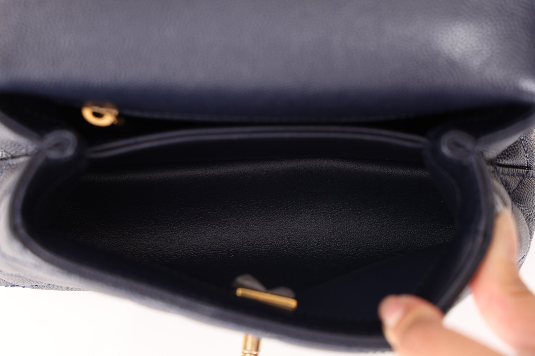 Limited Edition Chanel 23P Caviar Chain Handle Coco Navy Top Handle - FashioNica