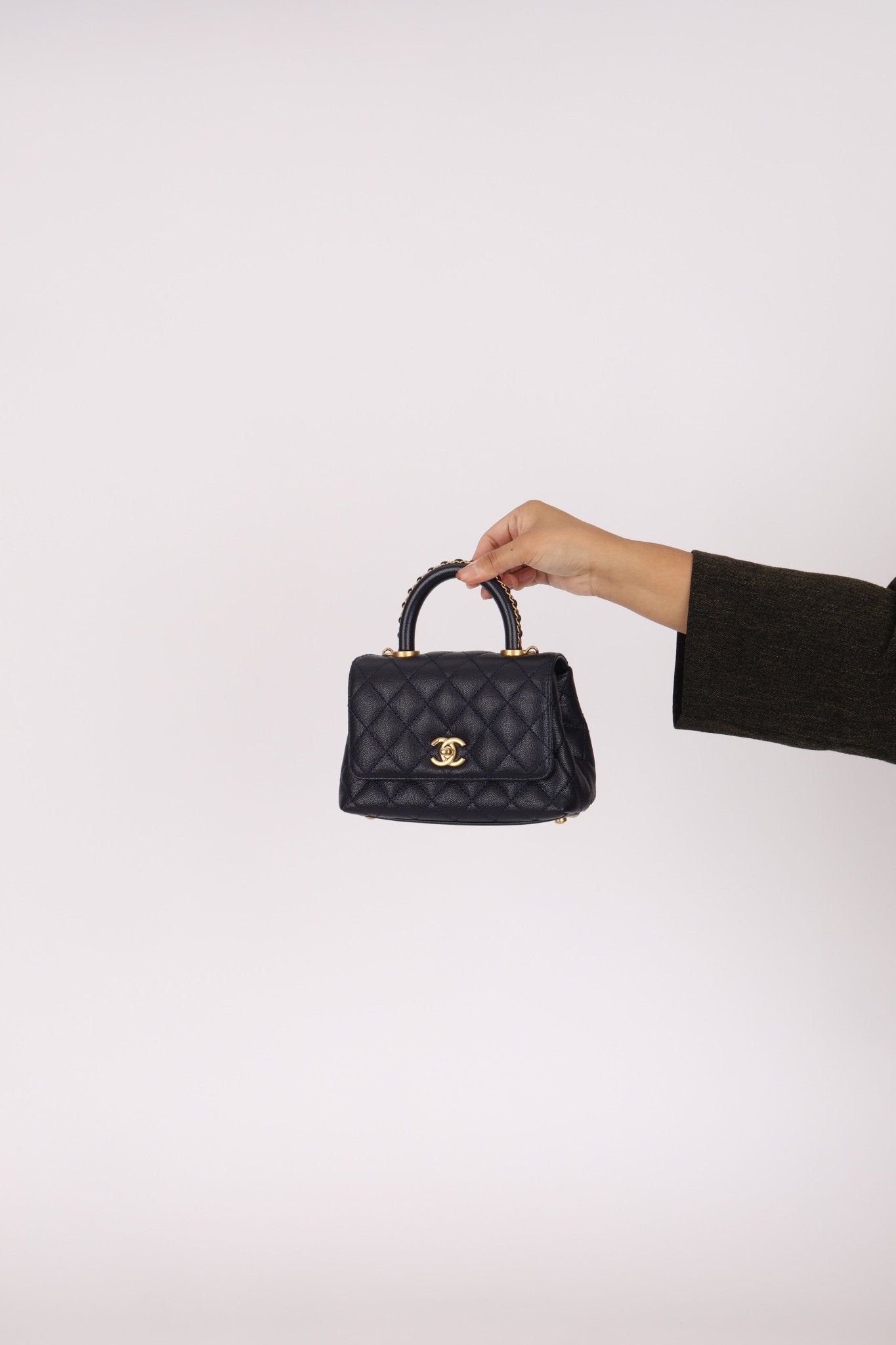 Limited Edition Chanel 23P Caviar Chain Handle Coco Navy Top Handle - FashioNica