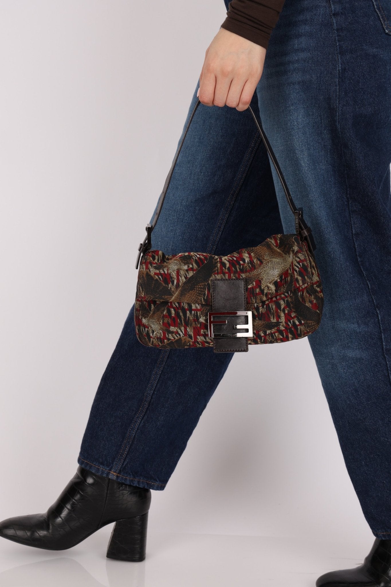 Limited Edition Fendi Bird Motif Baguette SHW - FashioNica