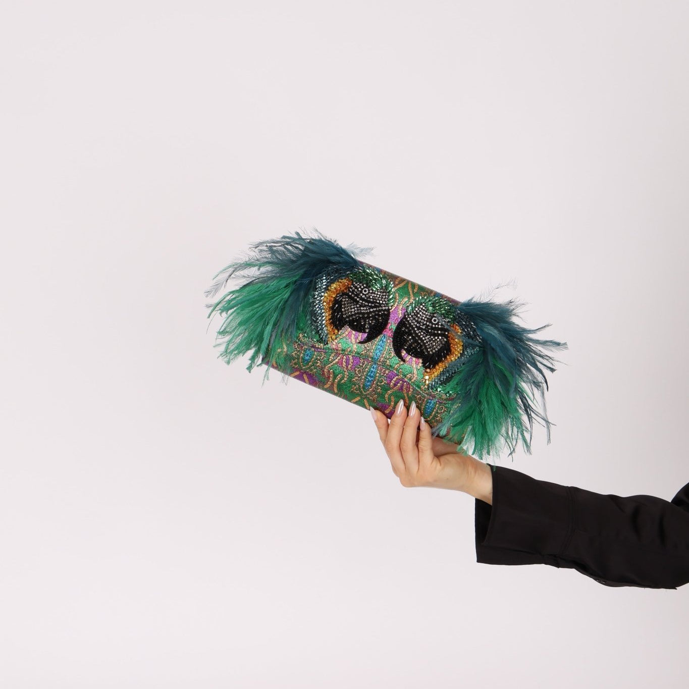 Limited Edition Gucci Macaw Brocade Broadway Clutch - FashioNica