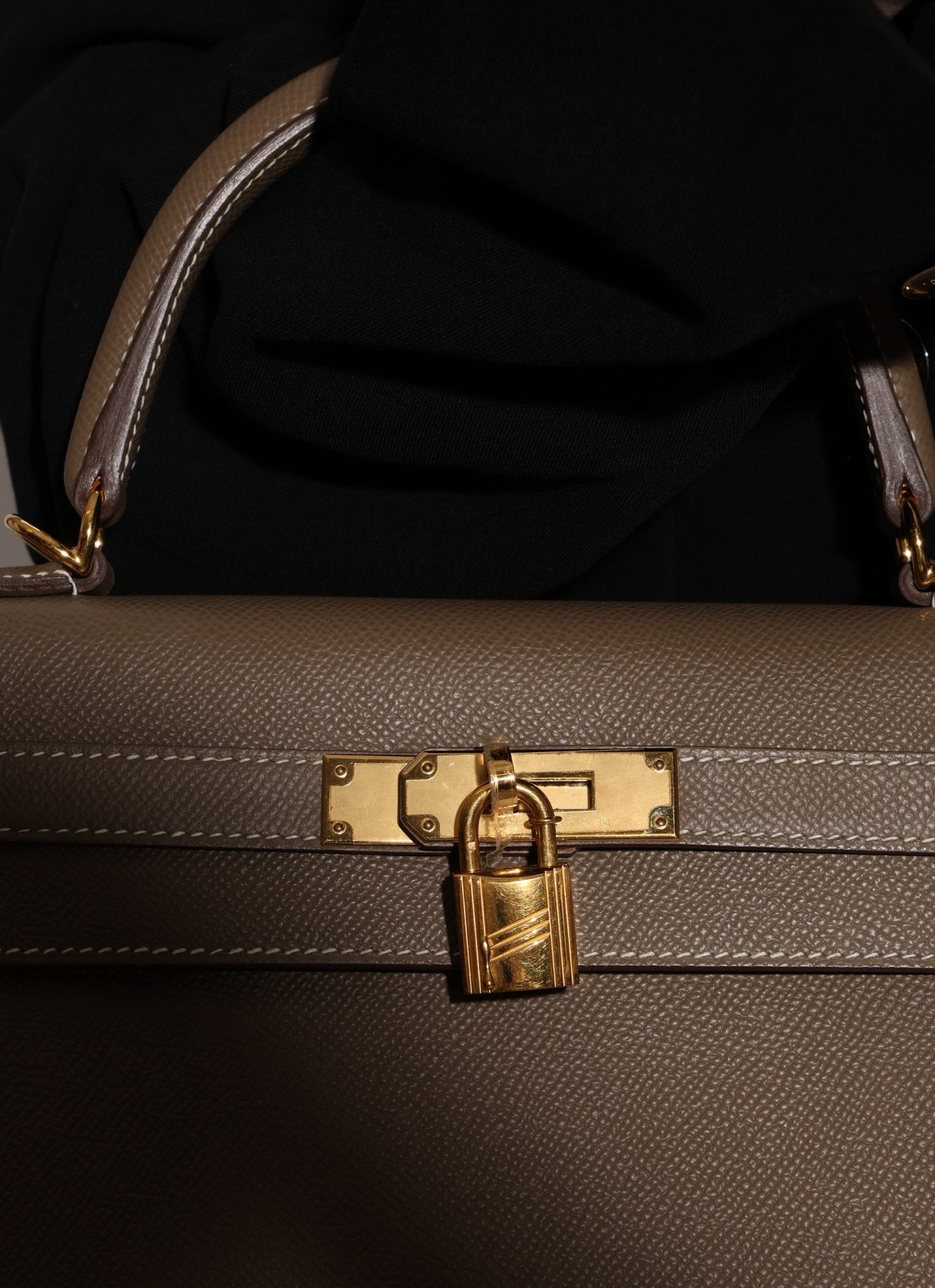 Limited Edition Hermès 1998 Annee de l’Arbre Cadena - FashioNica