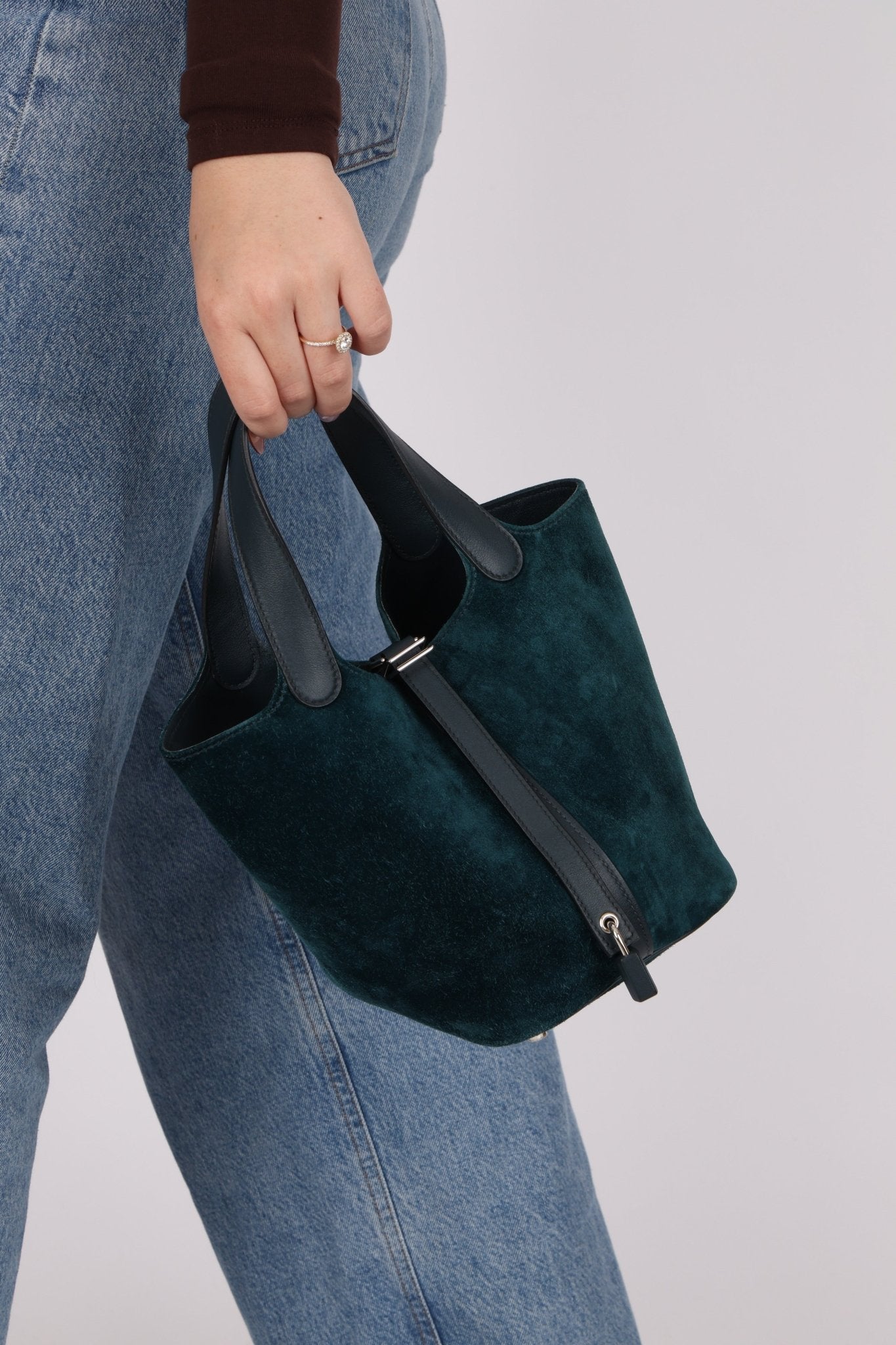 Limited Edition Hermès 2014 Blue Peacock Doblis and Vert Cyprès Swift Picotin 18 - FashioNica