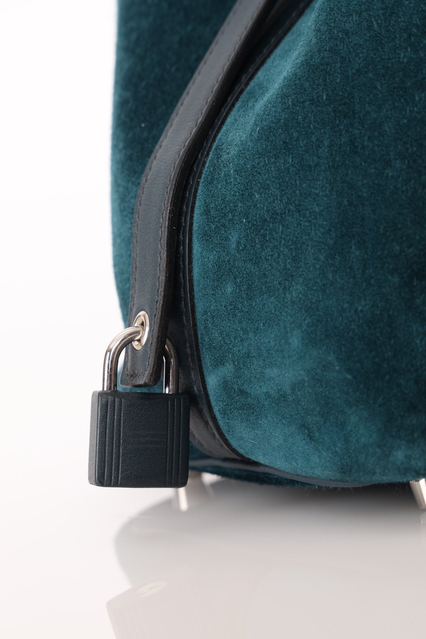 Limited Edition Hermès 2014 Blue Peacock Doblis and Vert Cyprès Swift Picotin 18 - FashioNica