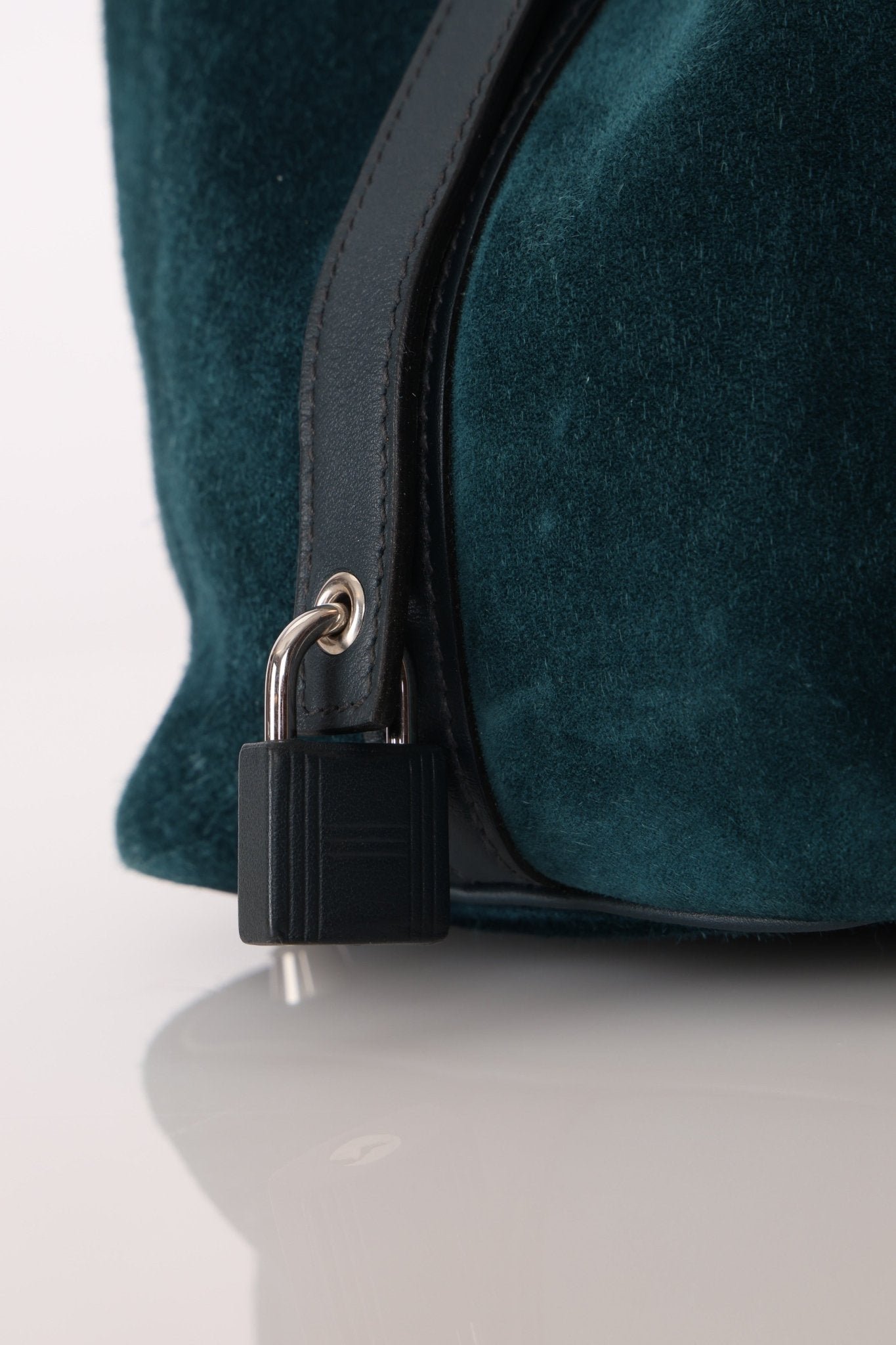 Limited Edition Hermès 2014 Blue Peacock Doblis and Vert Cyprès Swift Picotin 18 - FashioNica