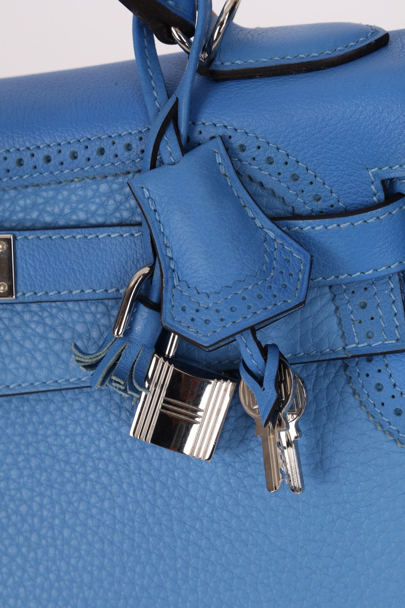 Limited Edition Hermès 2015 Bleu Paradise Clemence and Evercolor Ghillies Kelly 32 Retourne PHW - FashioNica