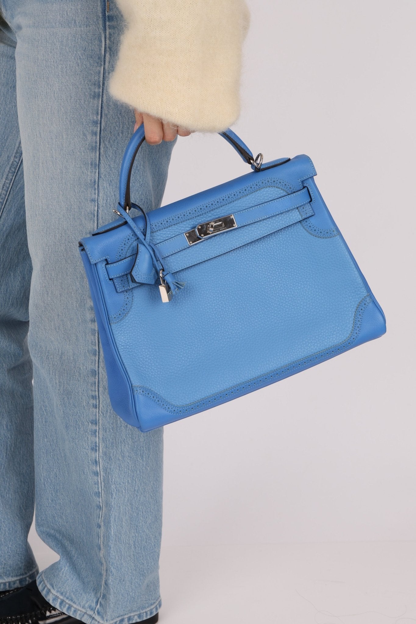 Limited Edition Hermès 2015 Bleu Paradise Clemence and Evercolor Ghillies Kelly 32 Retourne PHW - FashioNica