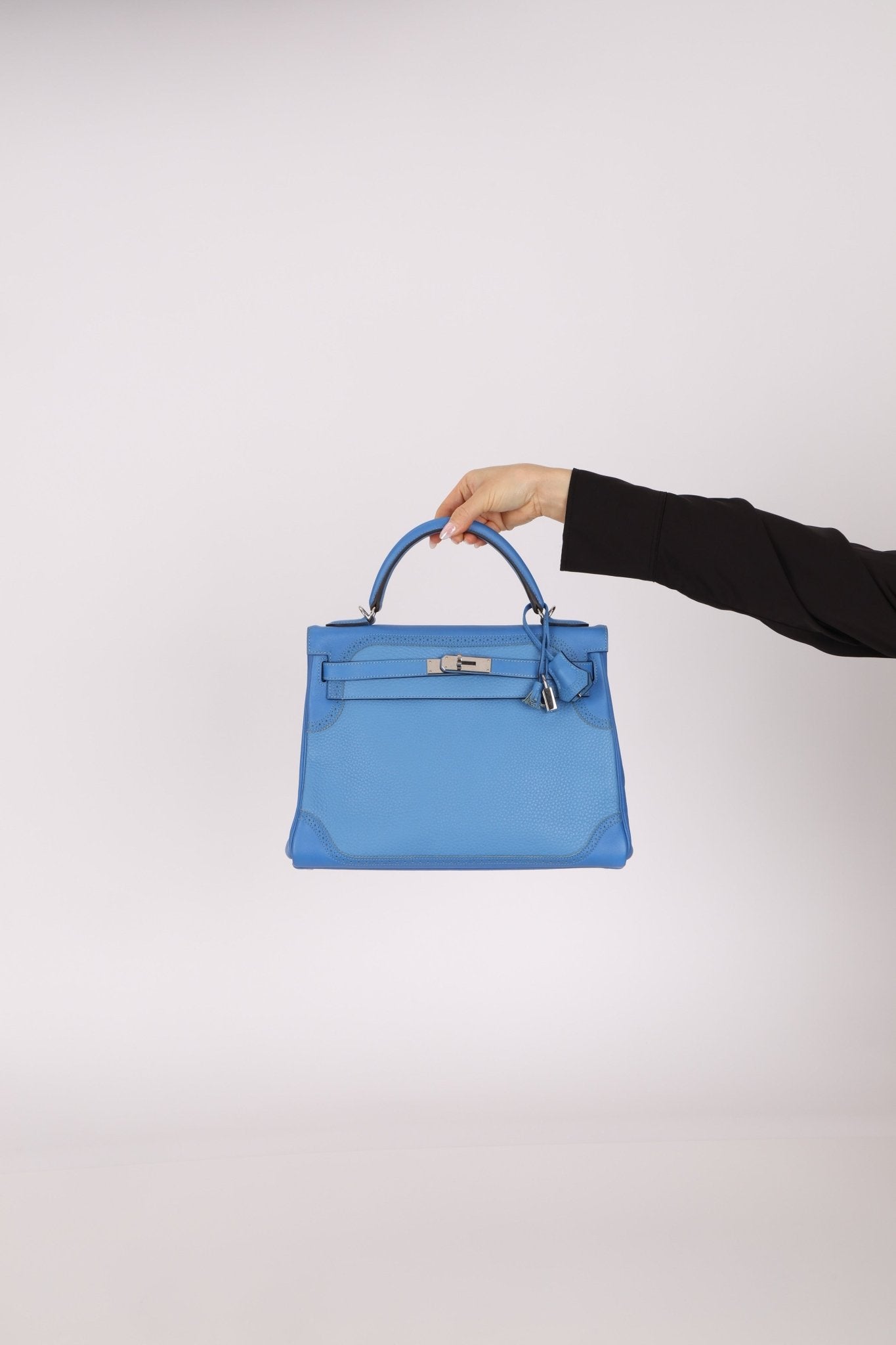 Limited Edition Hermès 2015 Bleu Paradise Clemence and Evercolor Ghillies Kelly 32 Retourne PHW - FashioNica