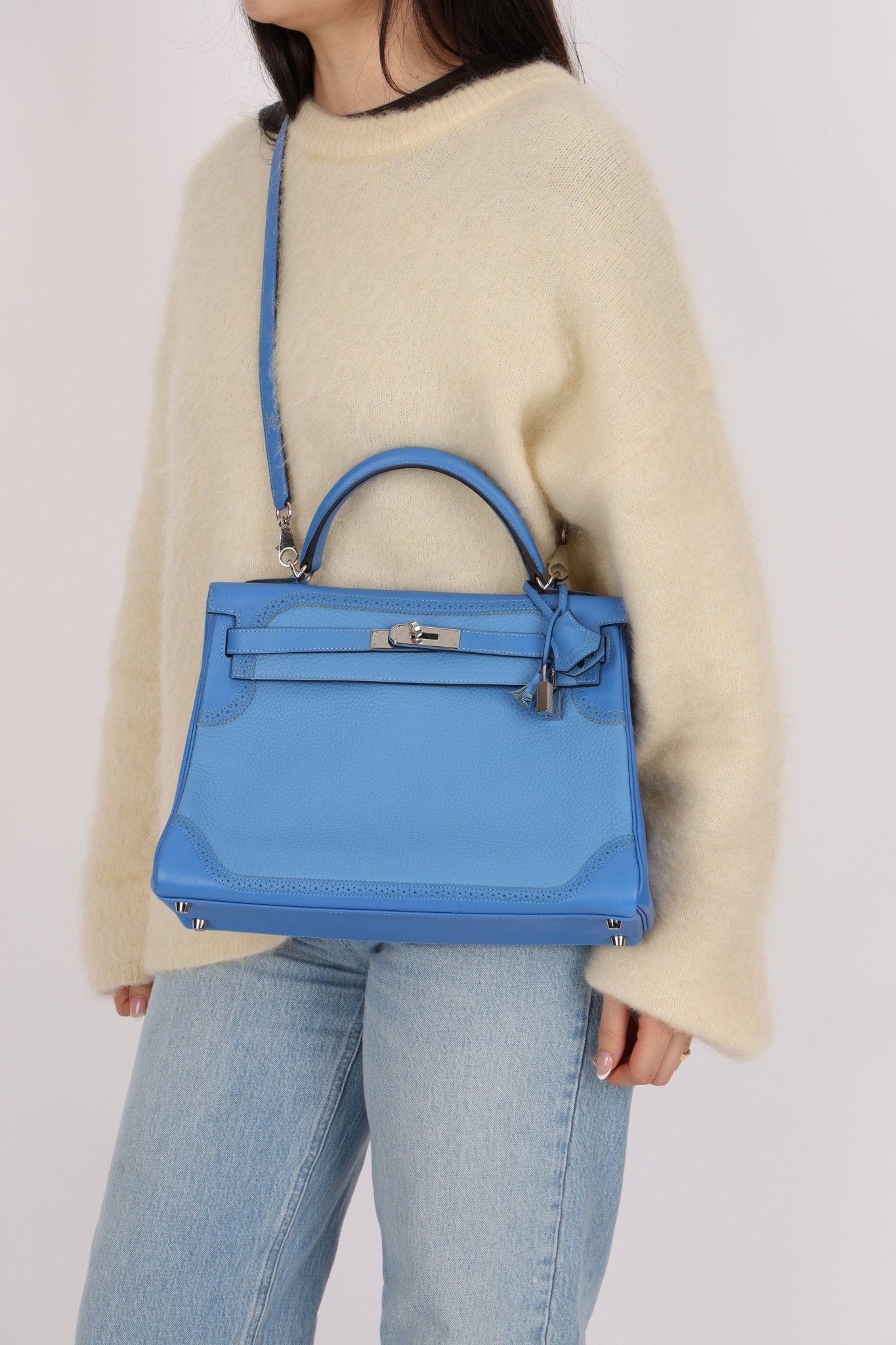 Limited Edition Hermès 2015 Bleu Paradise Clemence and Evercolor Ghillies Kelly 32 Retourne PHW - FashioNica