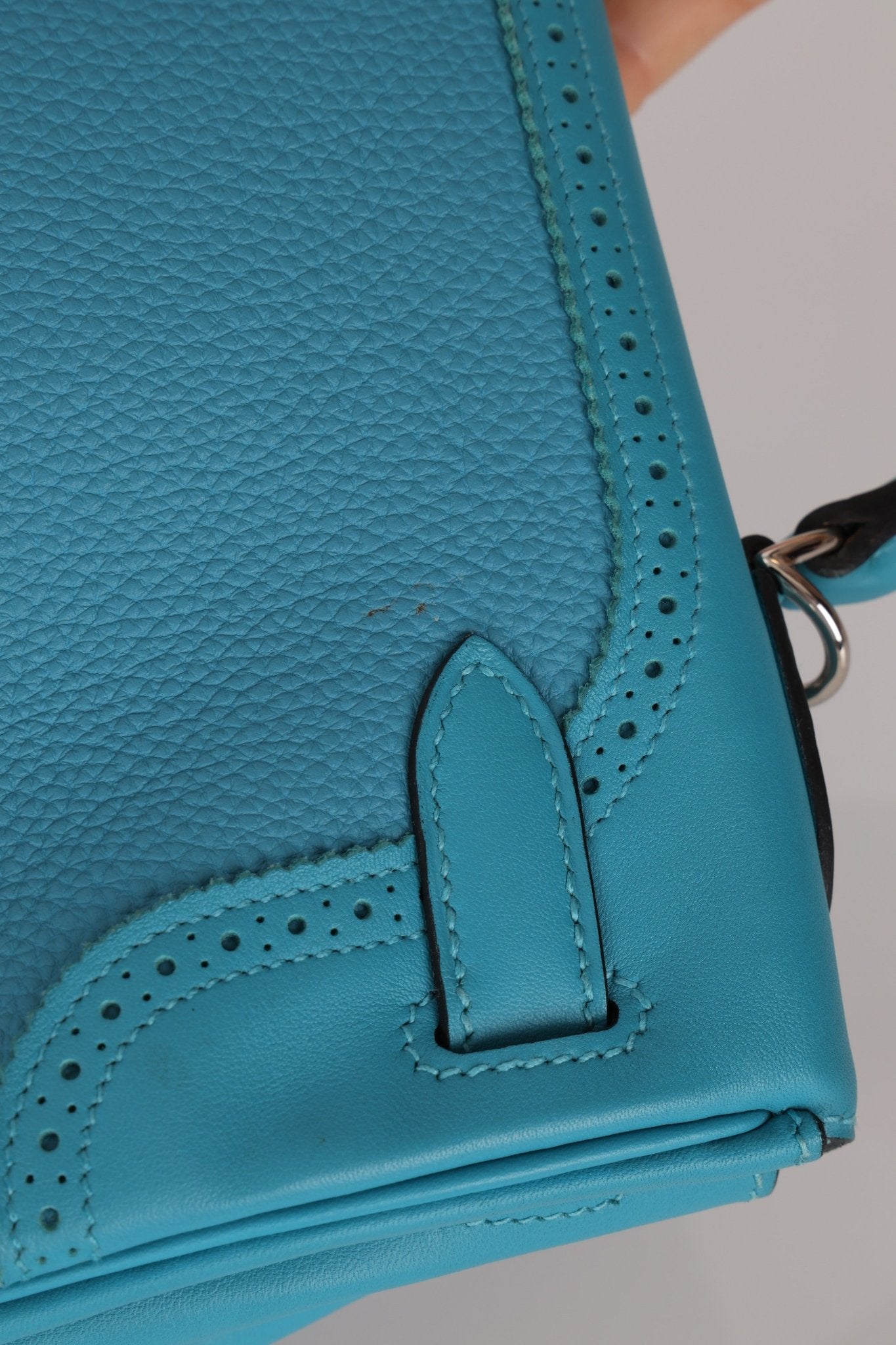 Limited Edition Hermès 2015 Turquoise Togo & Swift Ghillies Kelly 32 PHW - FashioNica