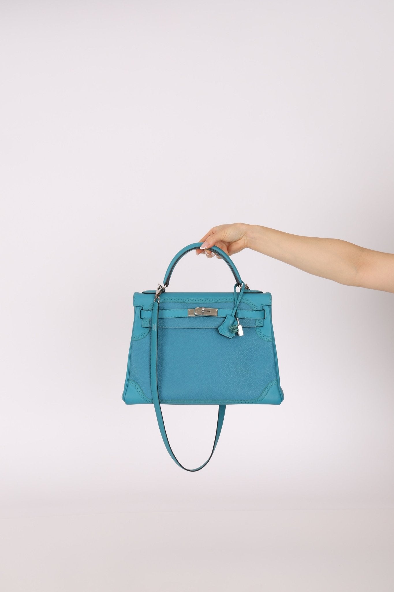 Limited Edition Hermès 2015 Turquoise Togo & Swift Ghillies Kelly 32 PHW - FashioNica