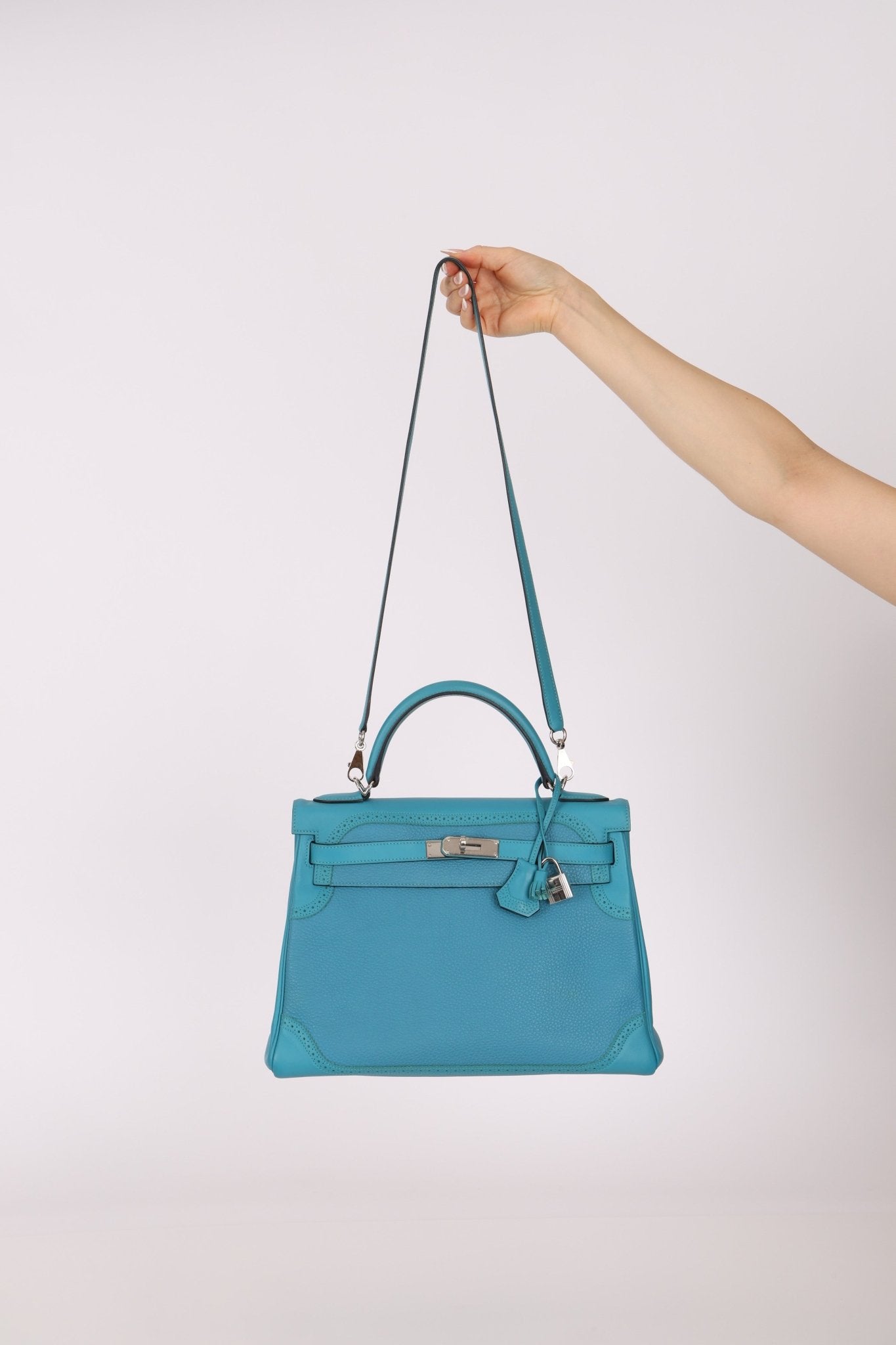 Limited Edition Hermès 2015 Turquoise Togo & Swift Ghillies Kelly 32 PHW - FashioNica