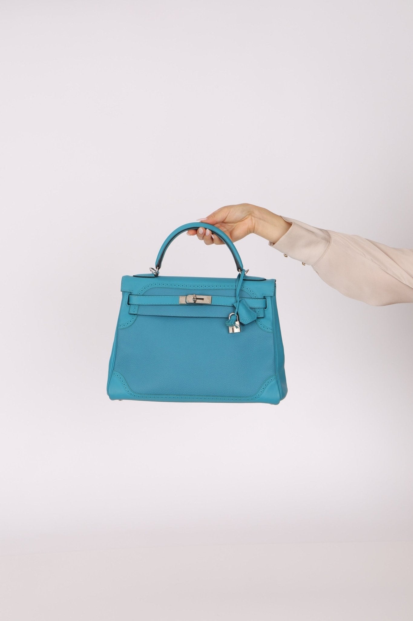 Limited Edition Hermès 2015 Turquoise Togo & Swift Ghillies Kelly 32 PHW - FashioNica