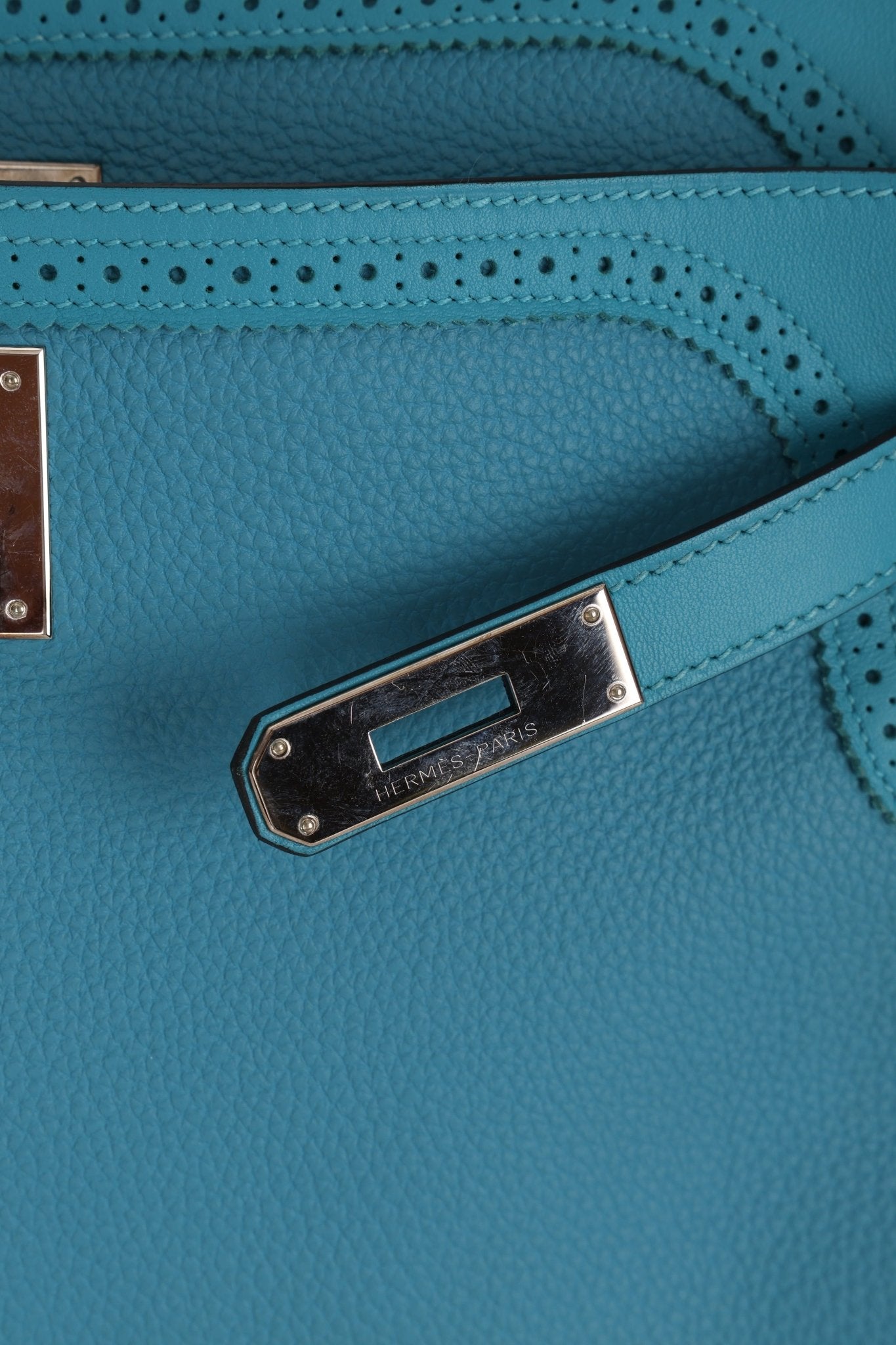 Limited Edition Hermès 2015 Turquoise Togo & Swift Ghillies Kelly 32 PHW - FashioNica