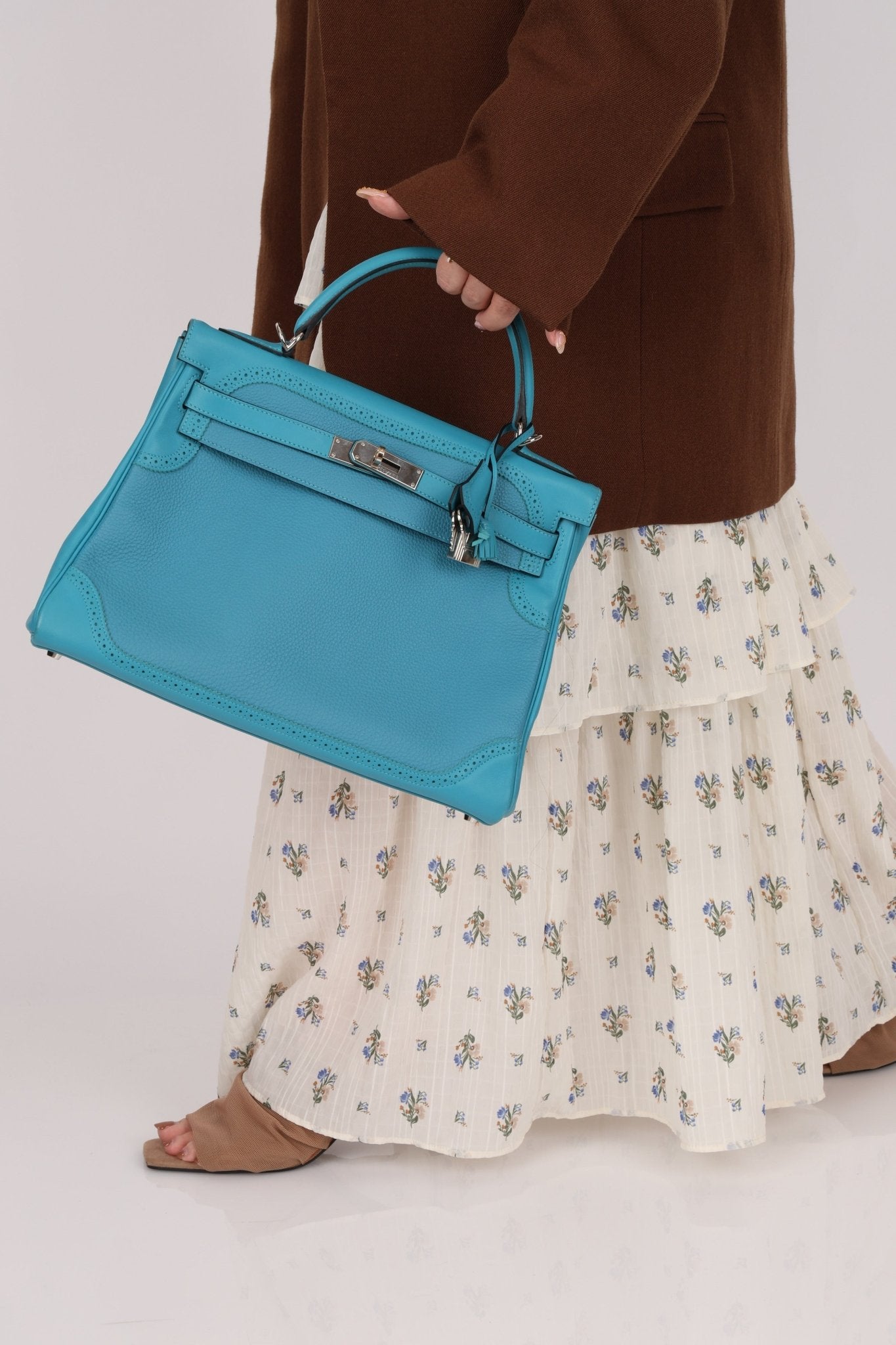 Limited Edition Hermès 2015 Turquoise Togo & Swift Ghillies Kelly 32 PHW - FashioNica