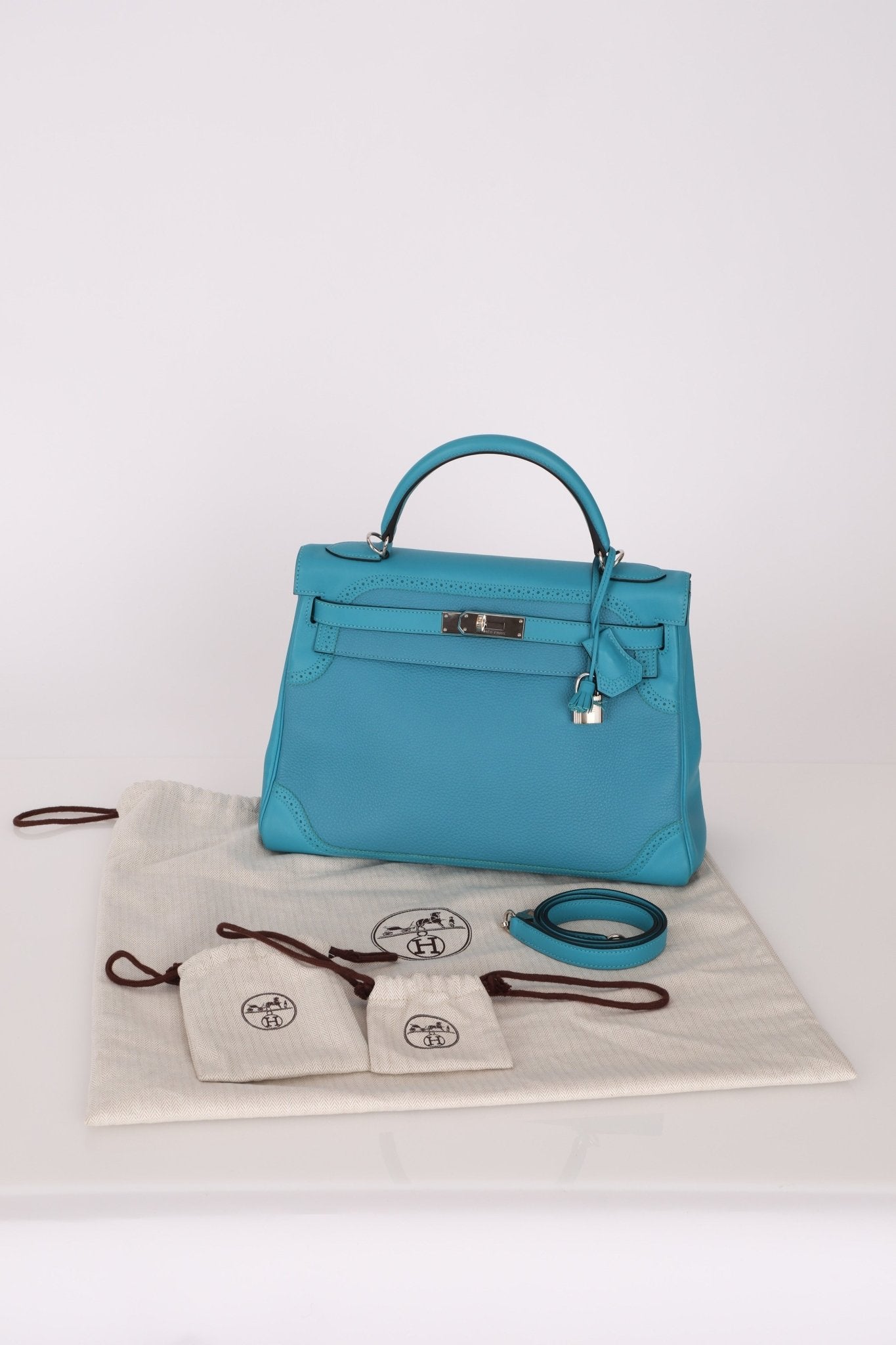 Limited Edition Hermès 2015 Turquoise Togo & Swift Ghillies Kelly 32 PHW - FashioNica