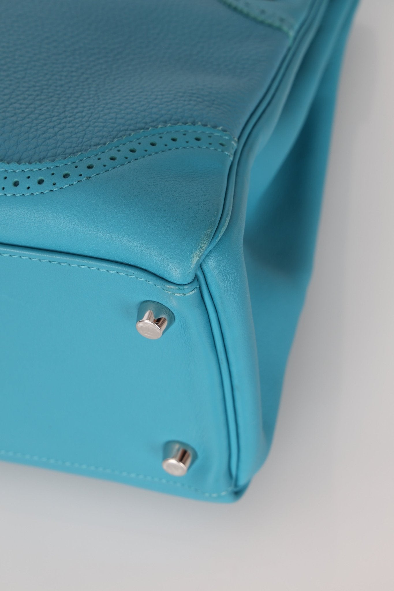 Limited Edition Hermès 2015 Turquoise Togo & Swift Ghillies Kelly 32 PHW - FashioNica