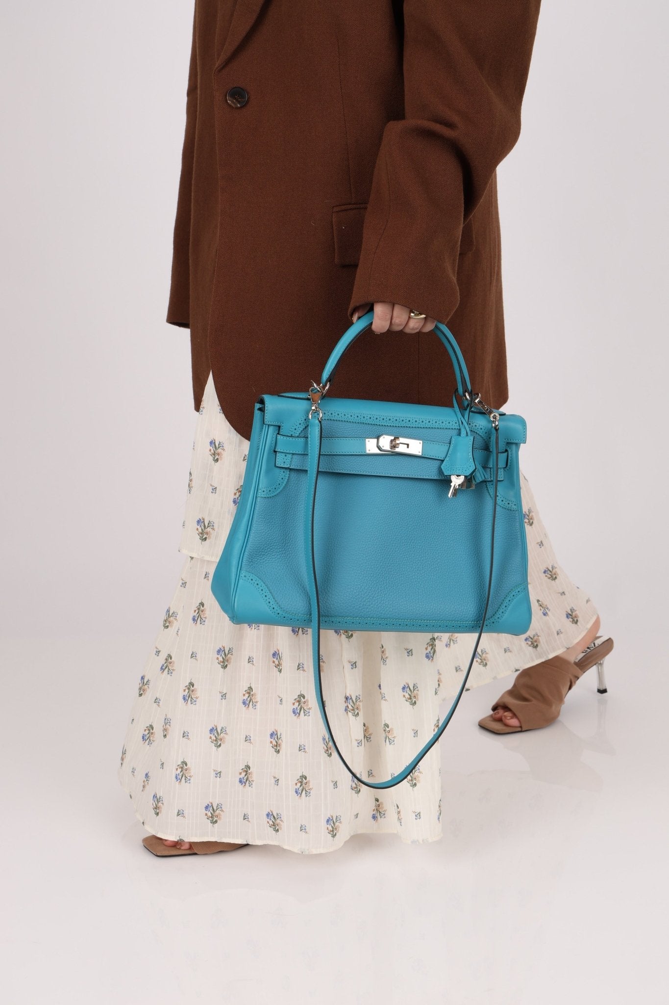 Limited Edition Hermès 2015 Turquoise Togo & Swift Ghillies Kelly 32 PHW - FashioNica