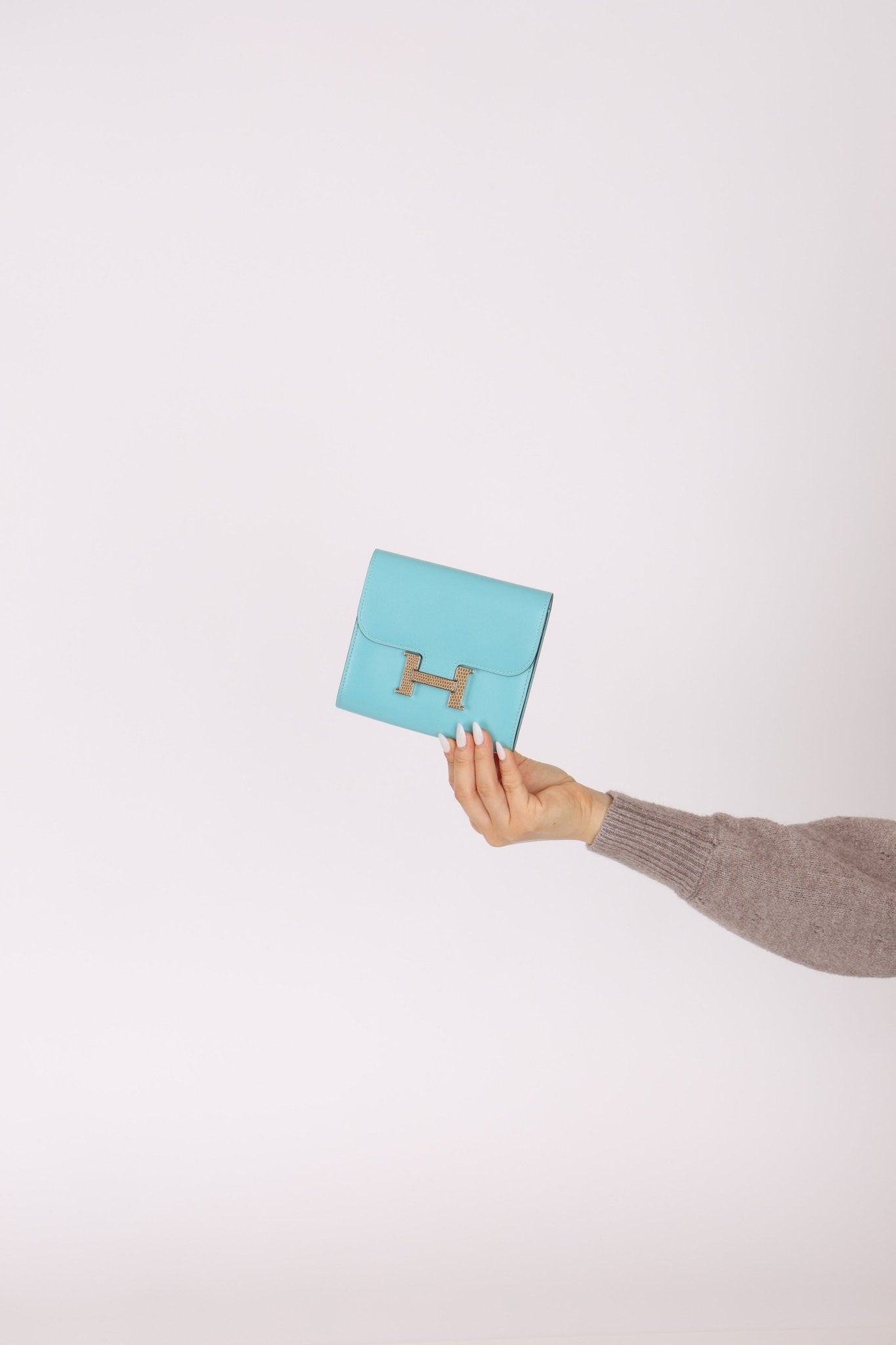 Limited Edition Hermès 2016 Bleu Atoll Tadelakt Karang Lizard Constance Short Wallet - FashioNica