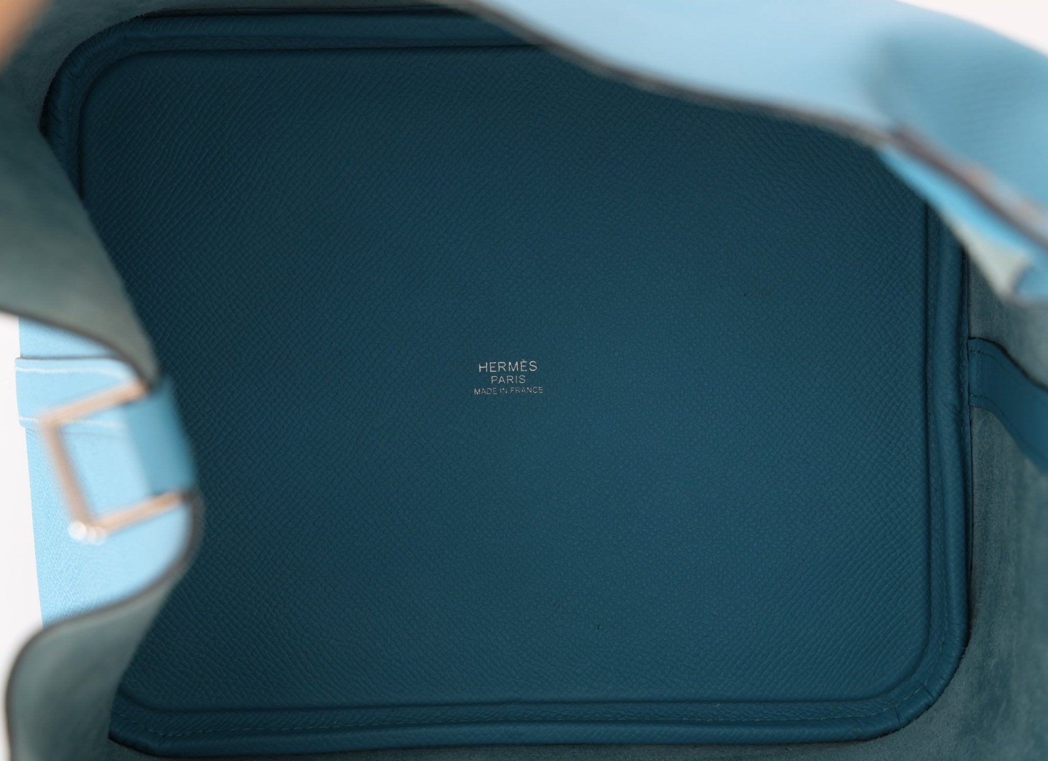 Limited Edition Hermès 2019 Epsom Tressage De Cuir Picotin 22 PHW - FashioNica