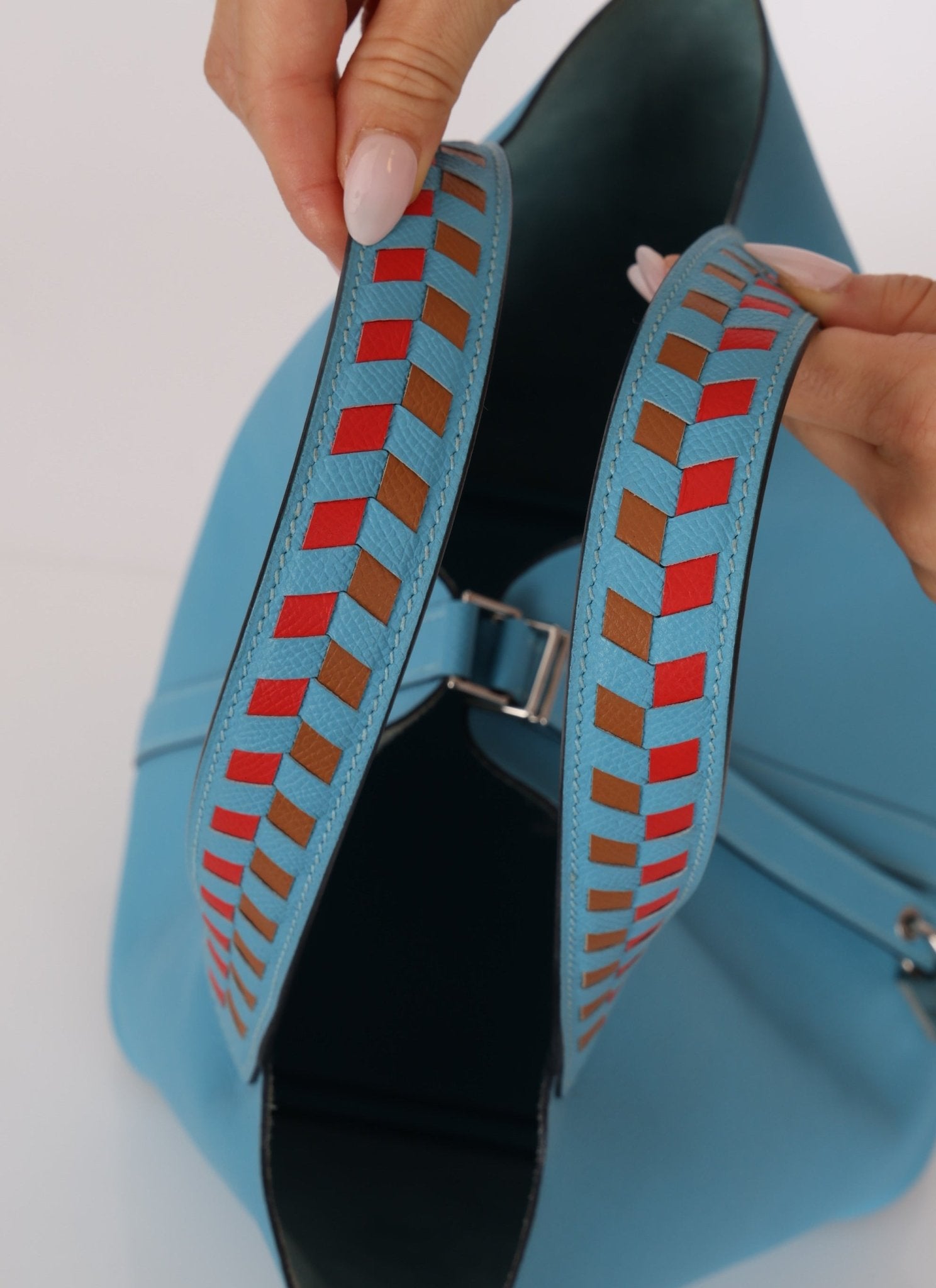 Limited Edition Hermès 2019 Epsom Tressage De Cuir Picotin 22 PHW - FashioNica