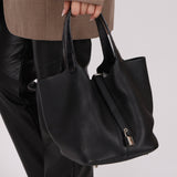 Limited Edition Hermès 2019 Noir Clemence and Matte Alligator Touch Picotin 22 - FashioNica