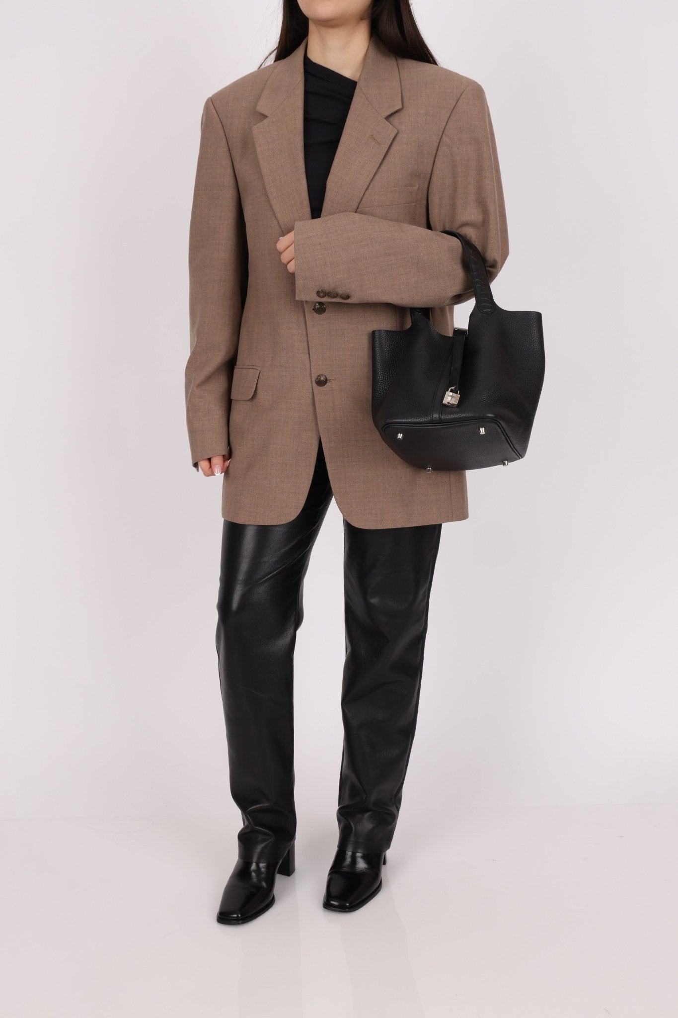 Limited Edition Hermès 2019 Noir Clemence and Matte Alligator Touch Picotin 22 - FashioNica