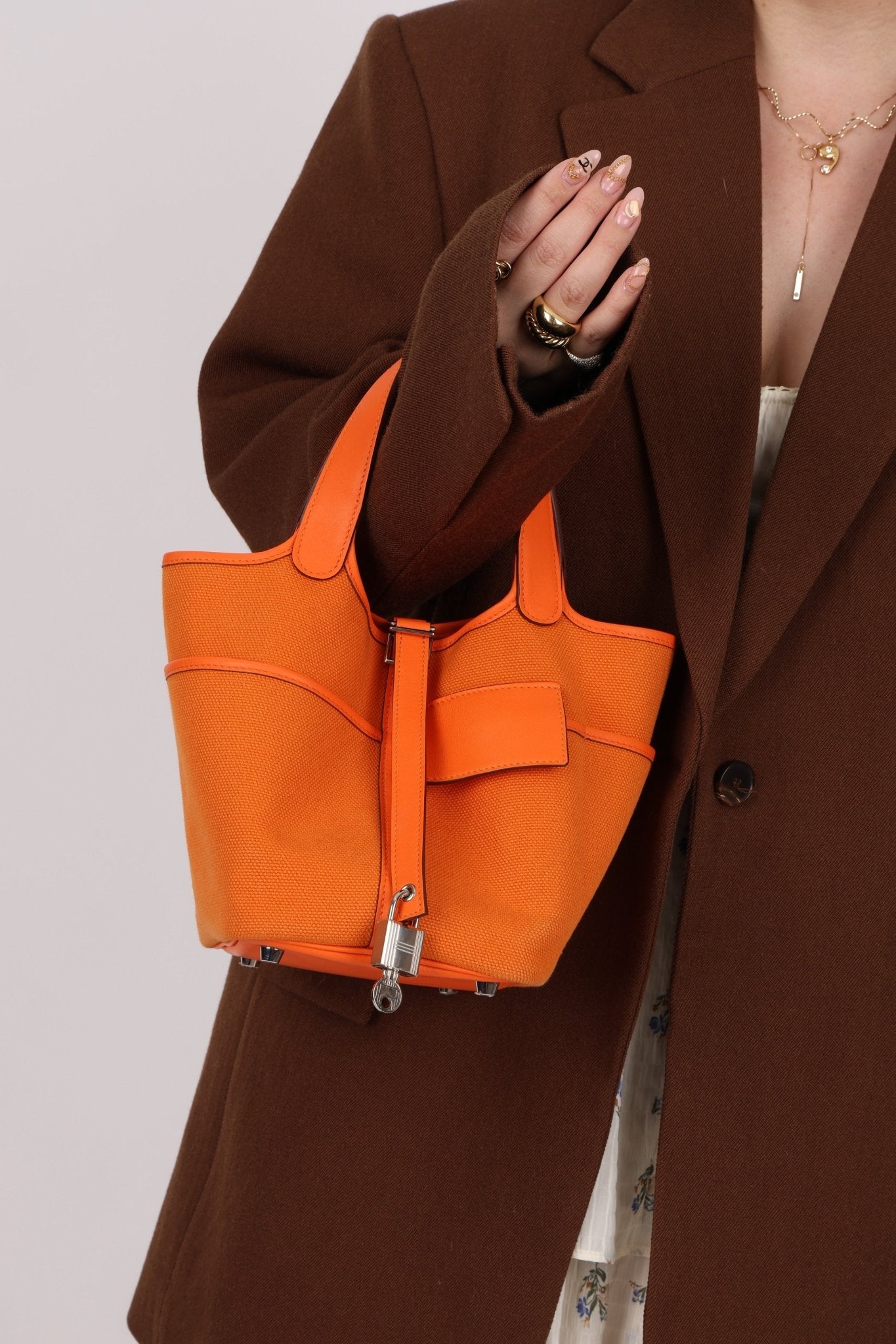 Limited Edition Hermès 2023 Orange Toile Goeland Swift Cargo Picotin 18 PHW - FashioNica