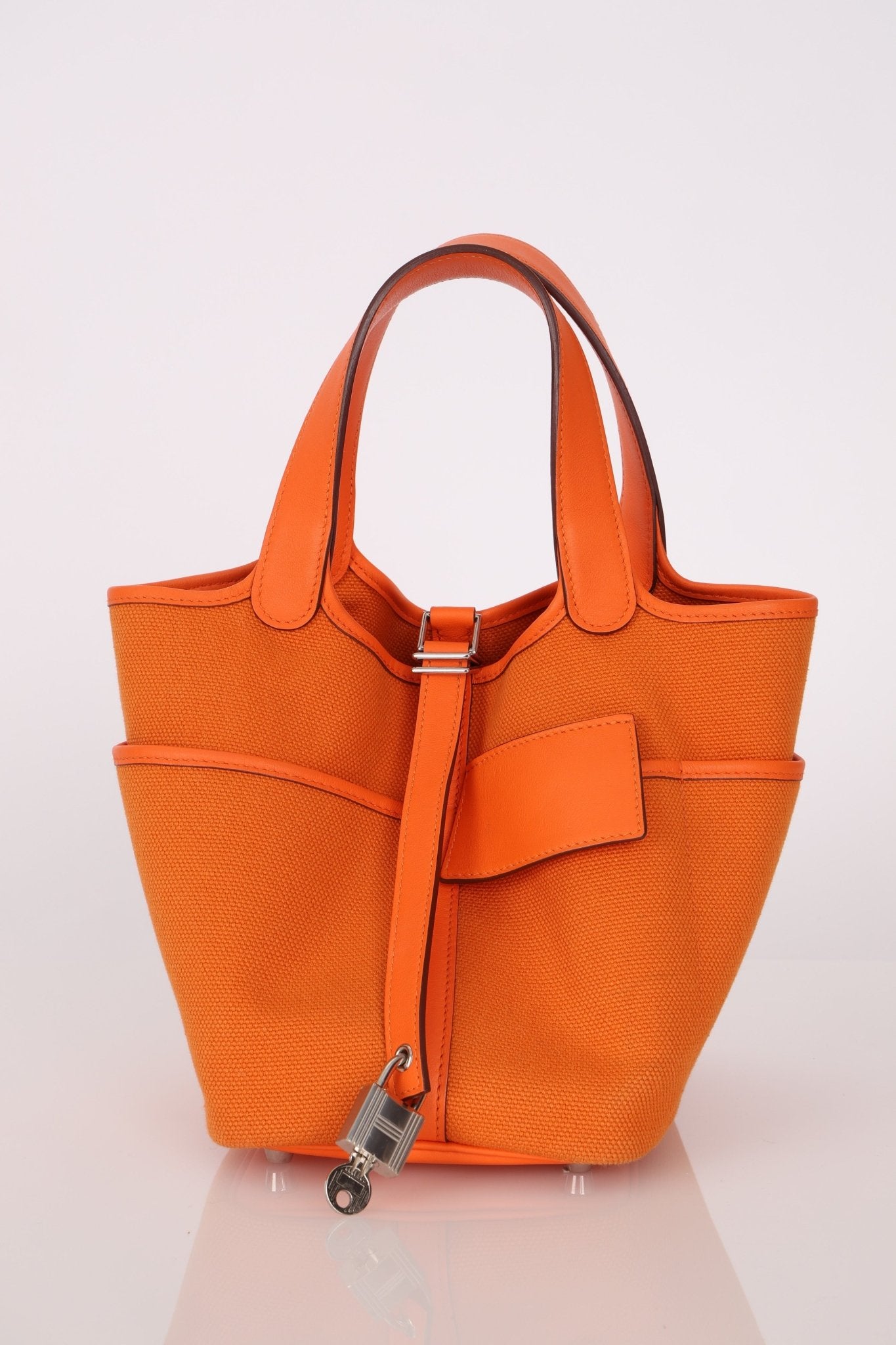 Limited Edition Hermès 2023 Orange Toile Goeland Swift Cargo Picotin 18 PHW - FashioNica