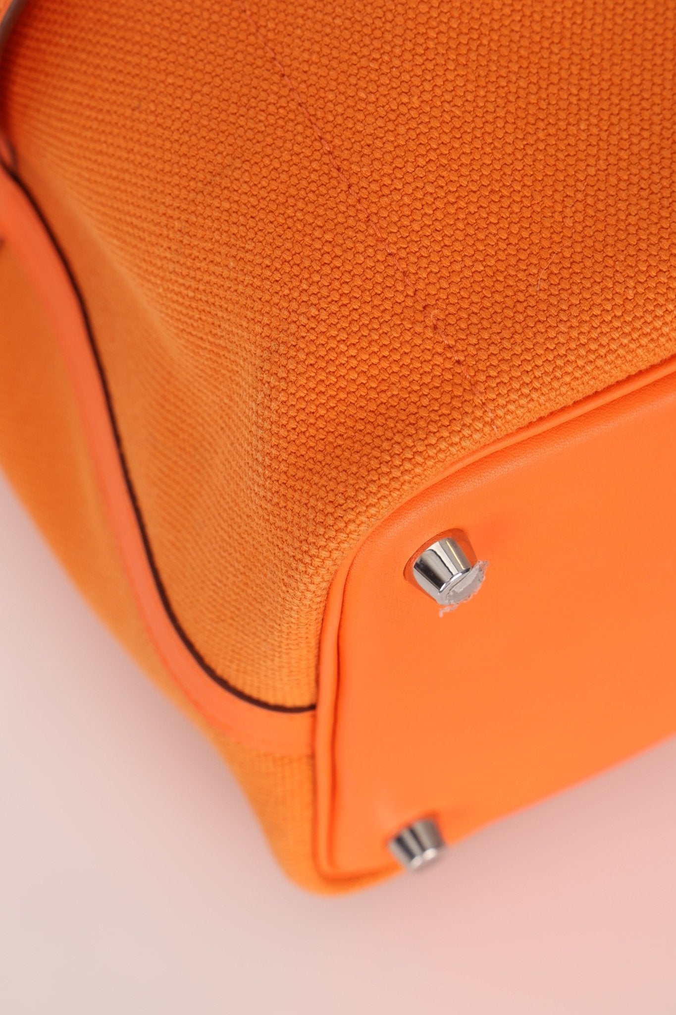 Limited Edition Hermès 2023 Orange Toile Goeland Swift Cargo Picotin 18 PHW - FashioNica