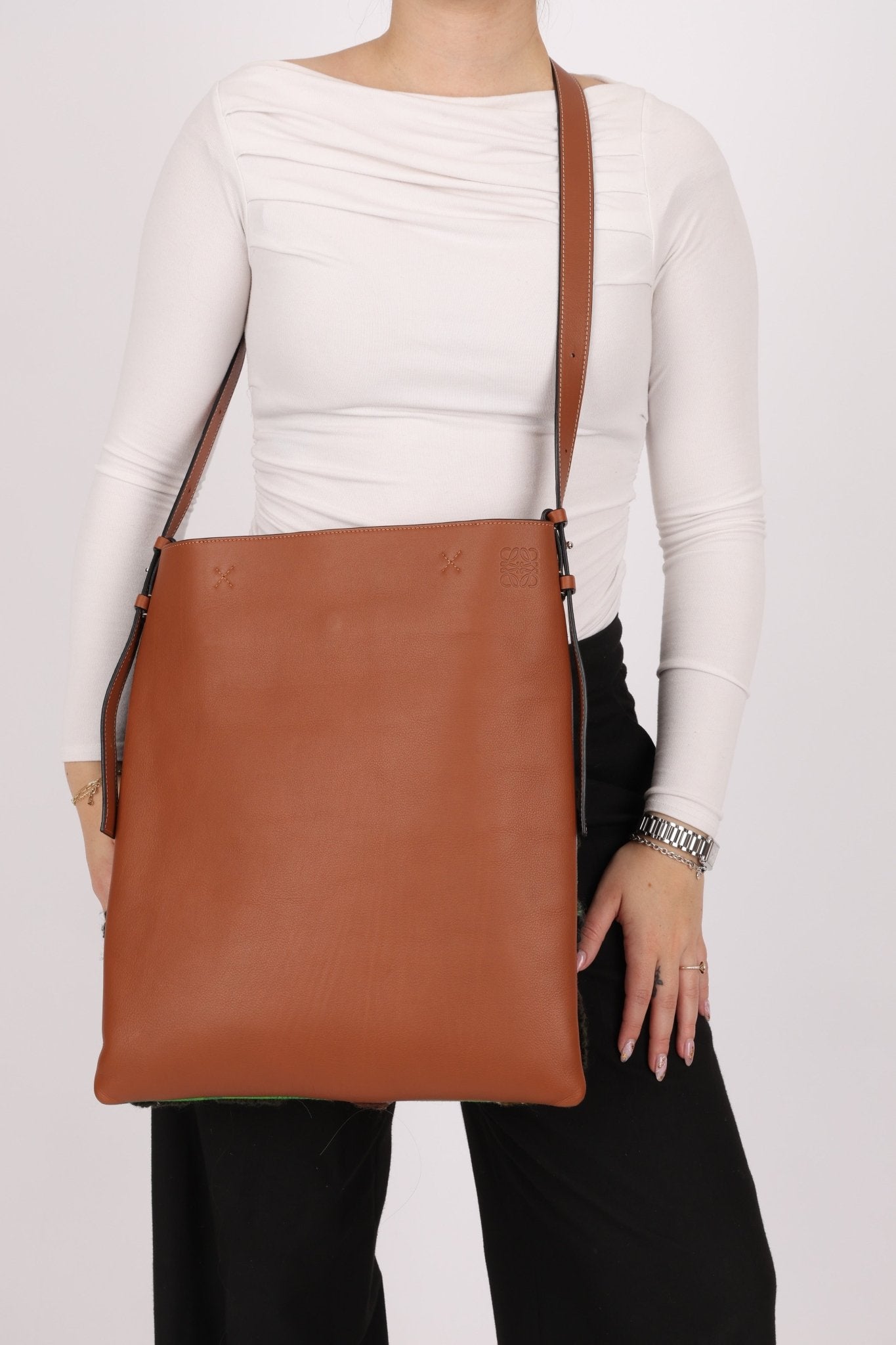 Limited Edition Loewe x Studio Ghibli My Neighbor Totoro Knitted Vertical Tote - FashioNica