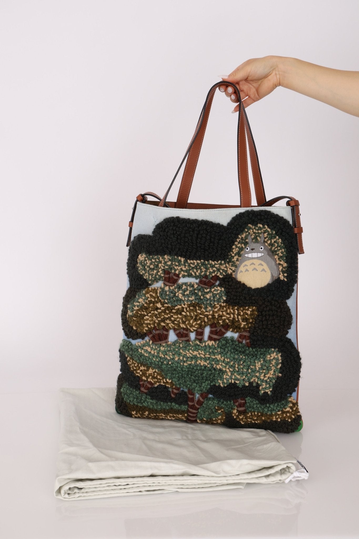 Limited Edition Loewe x Studio Ghibli My Neighbor Totoro Knitted Vertical Tote - FashioNica