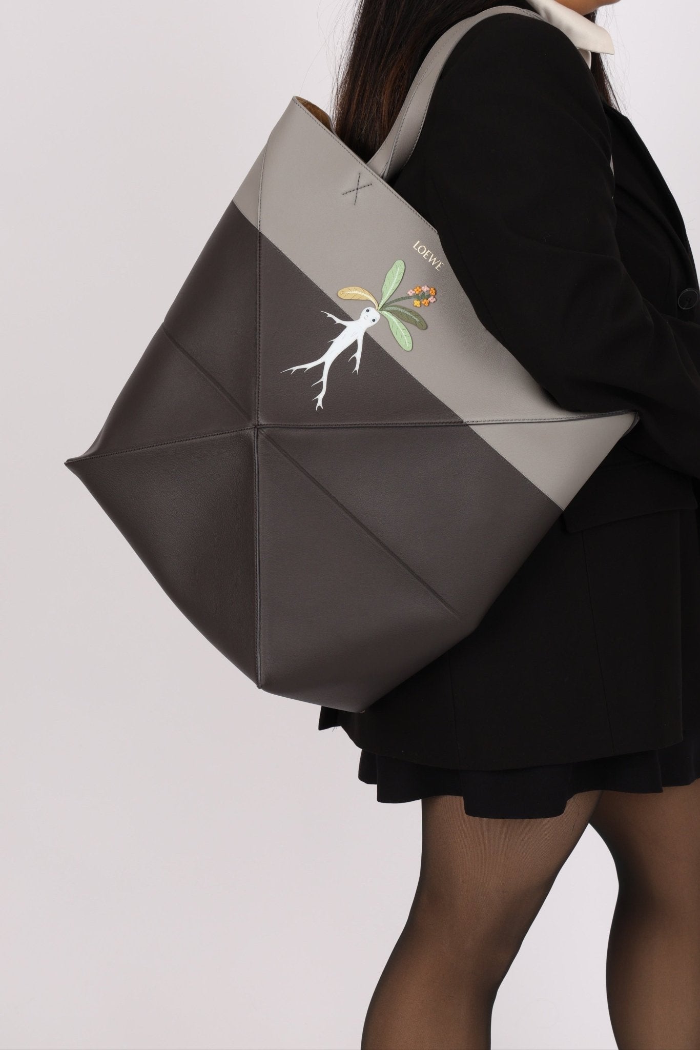 Limited Edition Loewe x Suna Fujita Puzzle Fold XLarge Tote - FashioNica