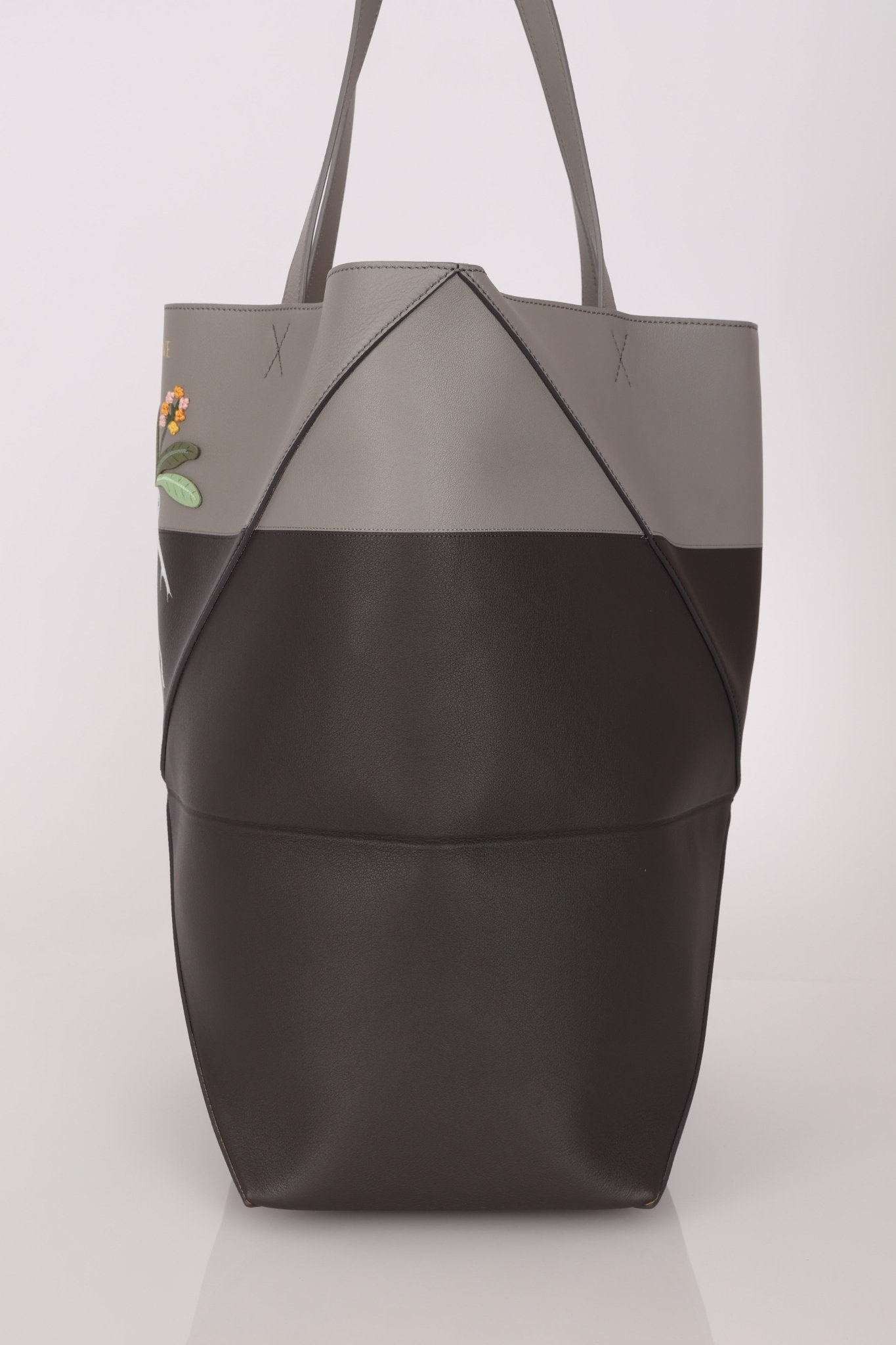 Limited Edition Loewe x Suna Fujita Puzzle Fold XLarge Tote - FashioNica