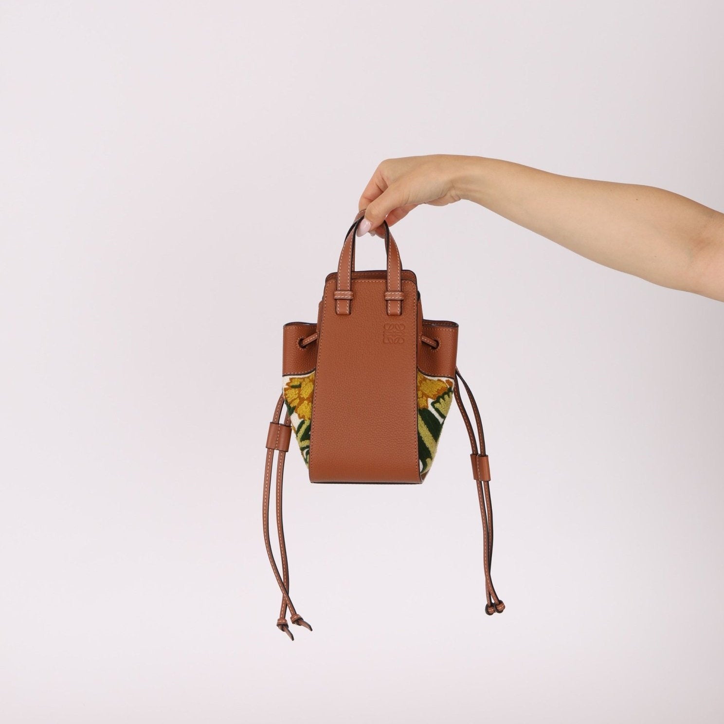 Limited Edition Loewe x William de Morgan Floral Embroidered Mini Hammock - FashioNica